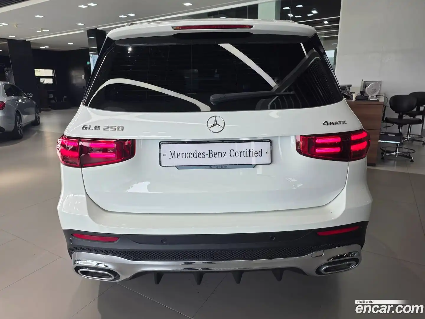 GLB-Class Mercedes-Benz 2025.3-OUTER-004