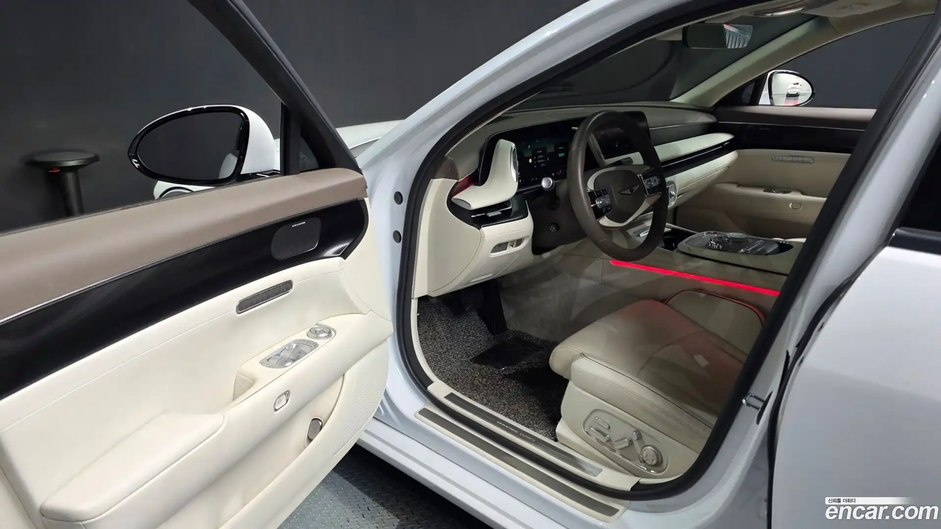 G90 Genesis 2022.4-INNER-010