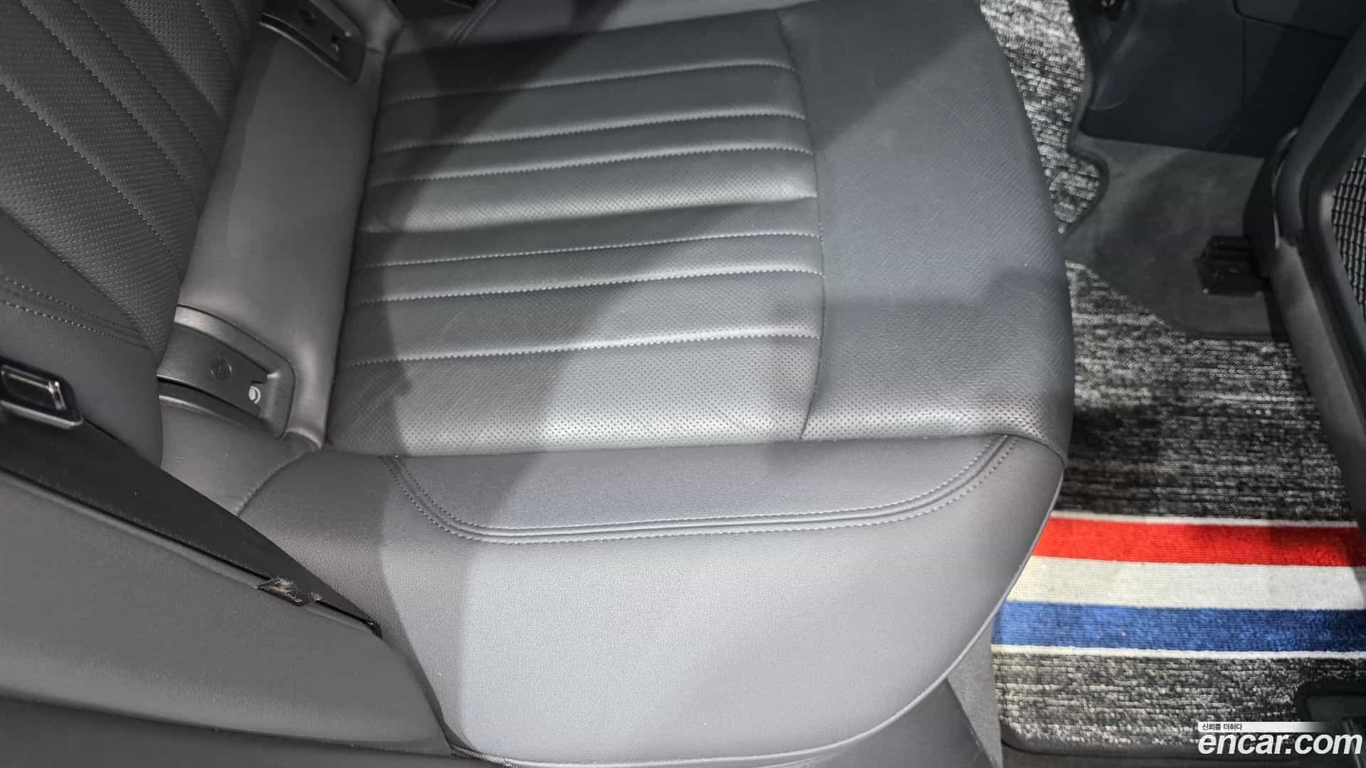 A6 Audi 2021.10-INNER-036