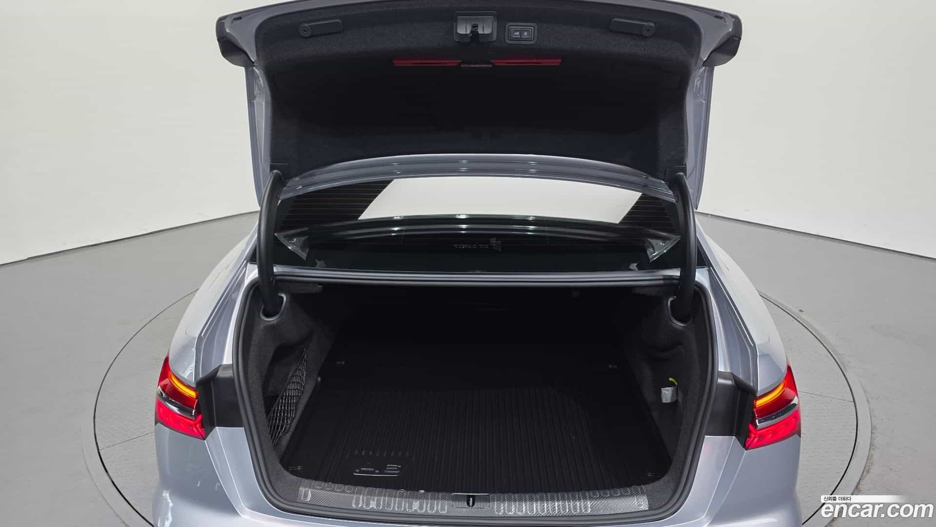 A6 Audi 2021.10-OPTION-047