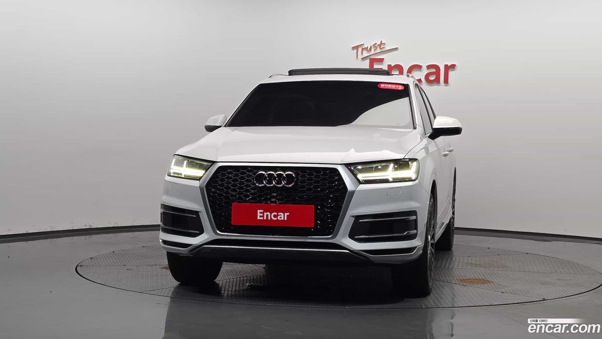 Q7 Audi 2019.10-OUTER-003