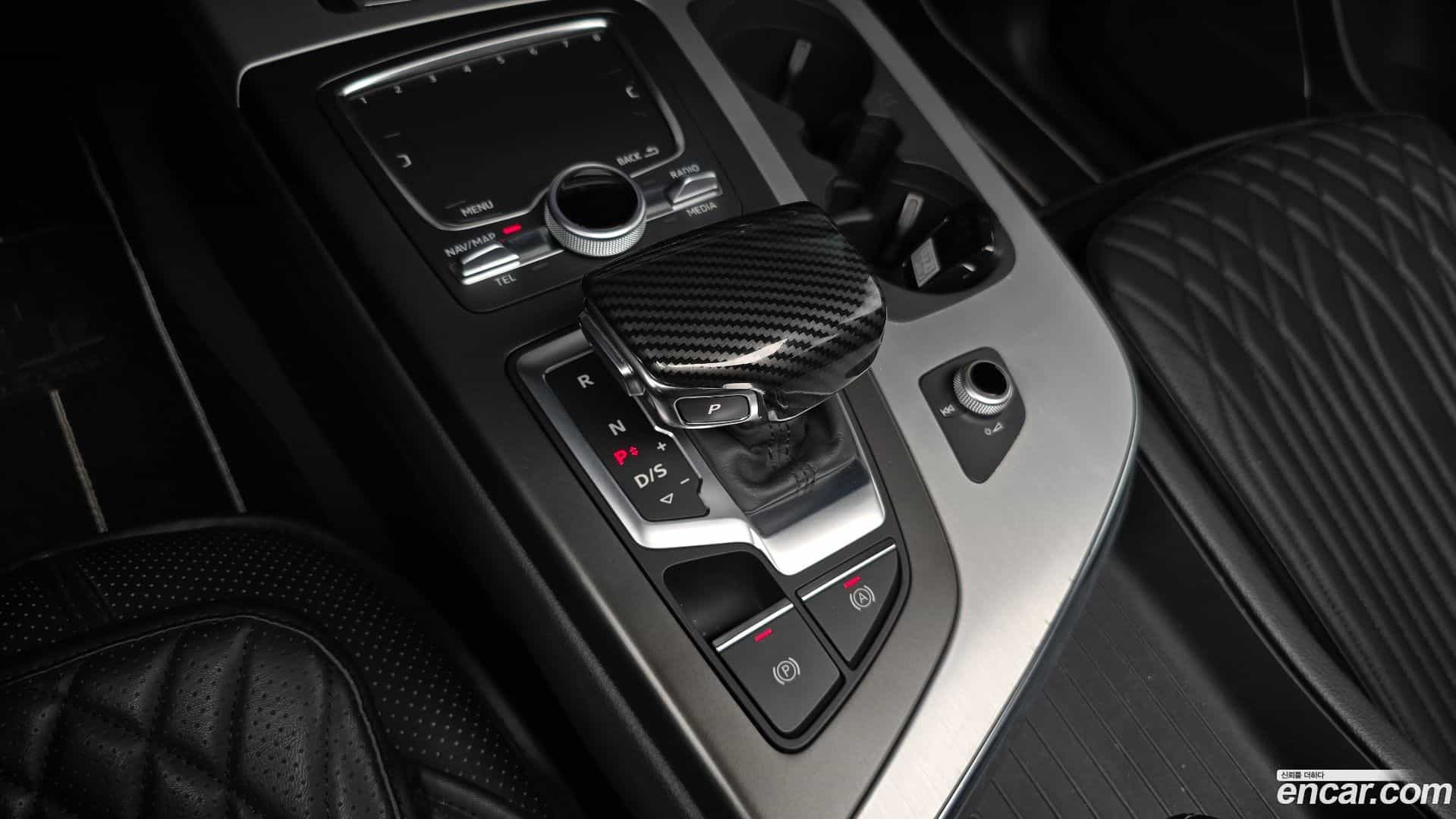 Q7 Audi 2019.10-INNER-009
