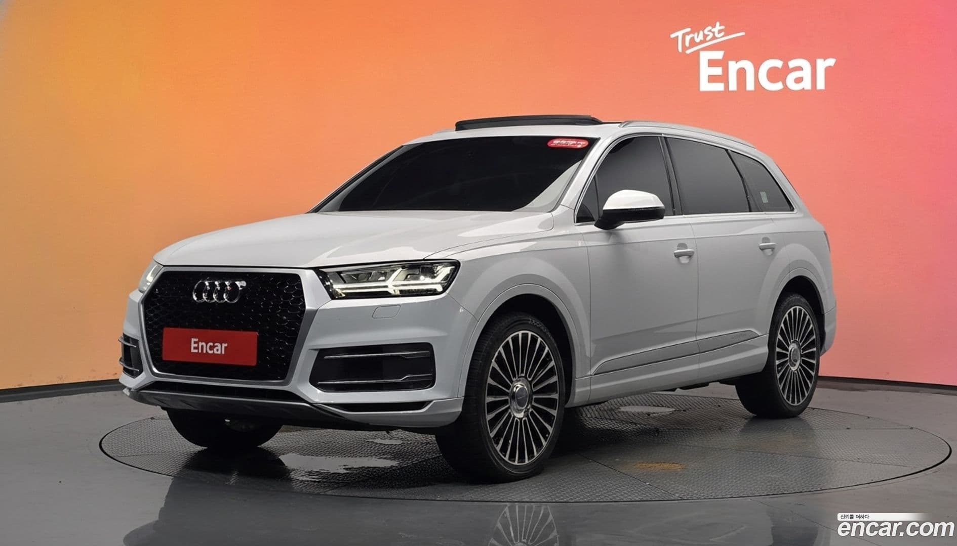 Main__Slider__Photo:Q7 Audi 2019.10-0