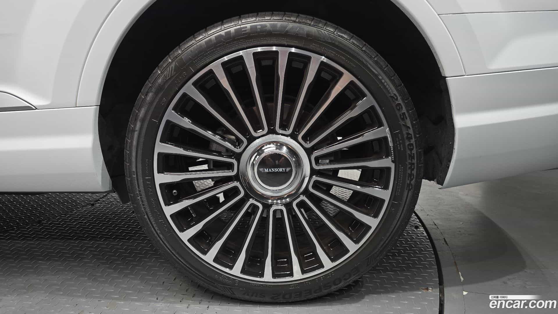 Q7 Audi 2019.10-OUTER-031
