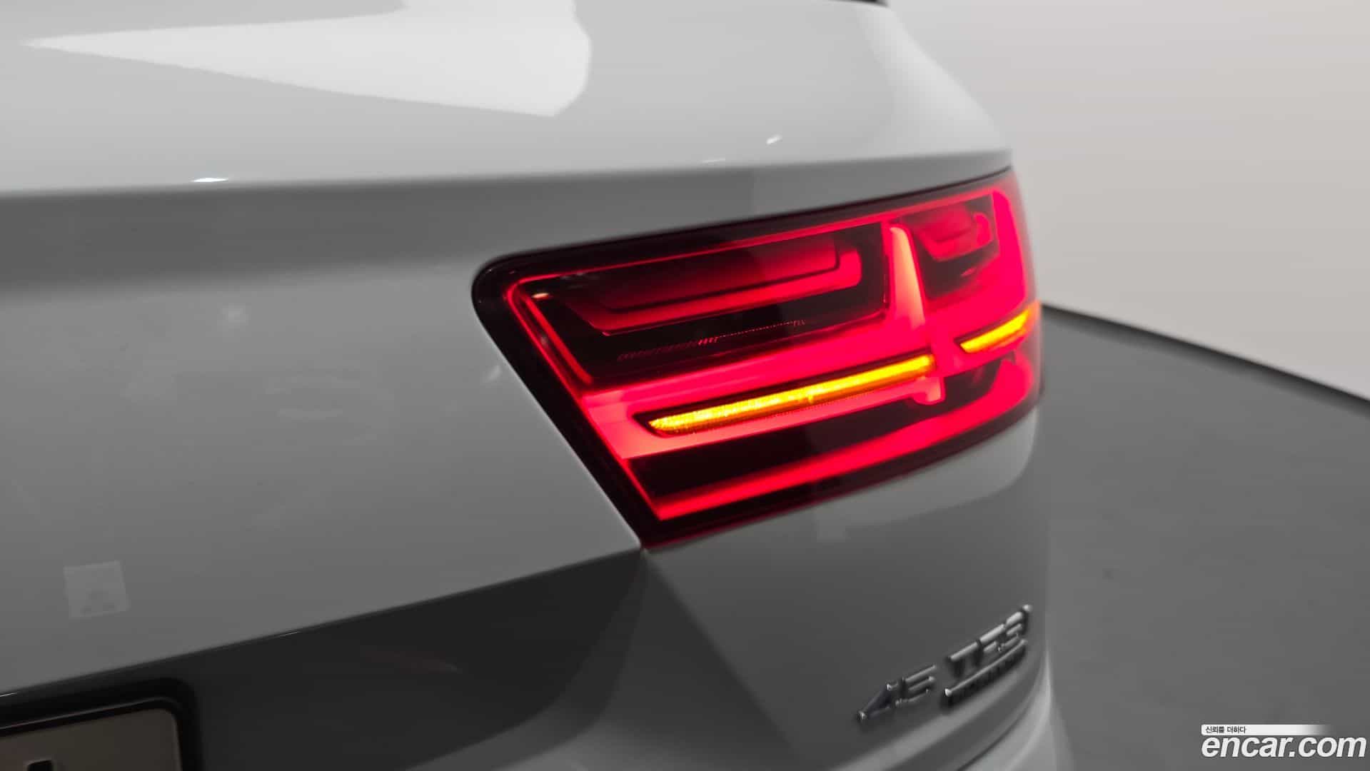 Q7 Audi 2019.10-OUTER-033