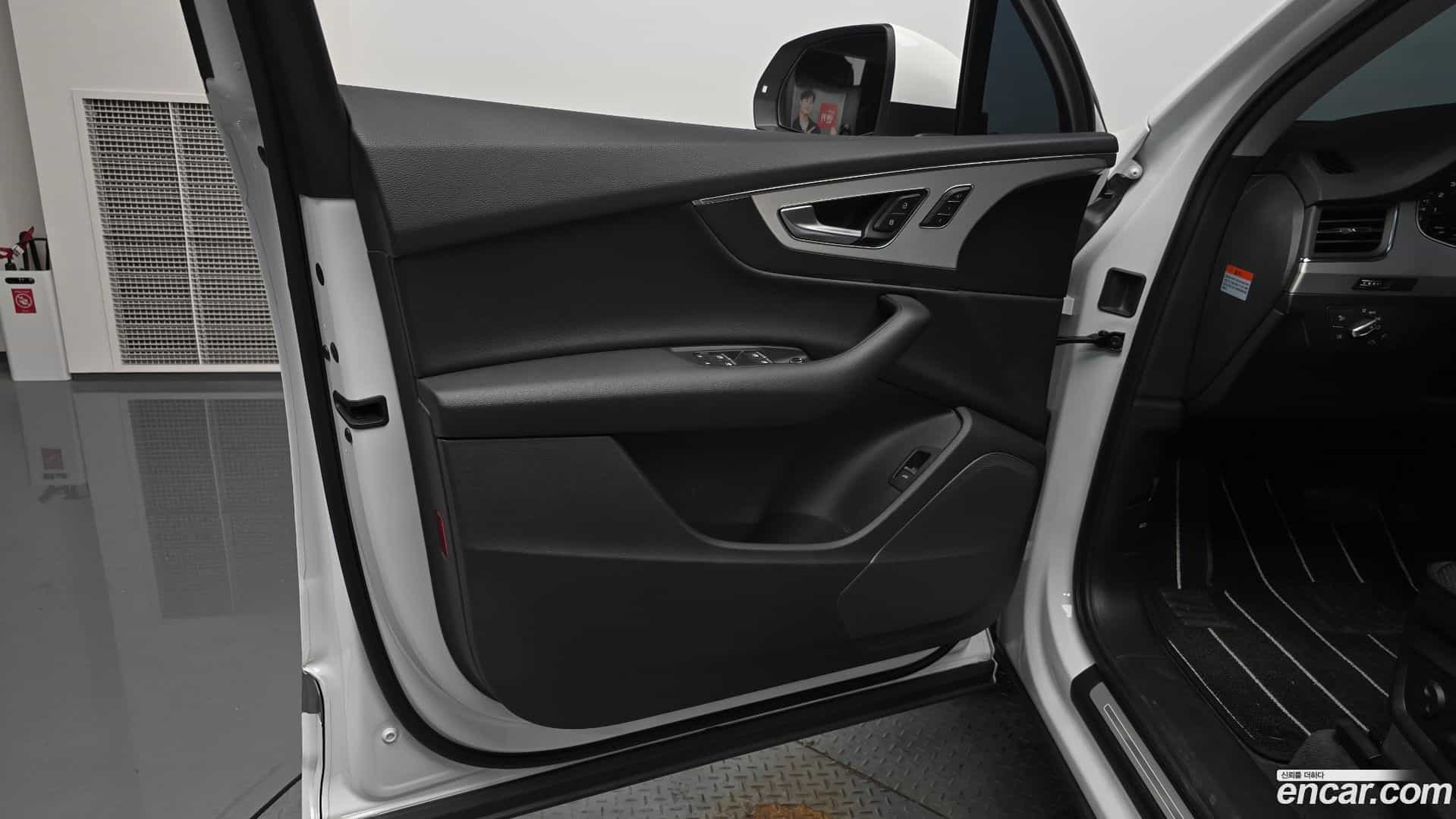 Q7 Audi 2019.10-INNER-034