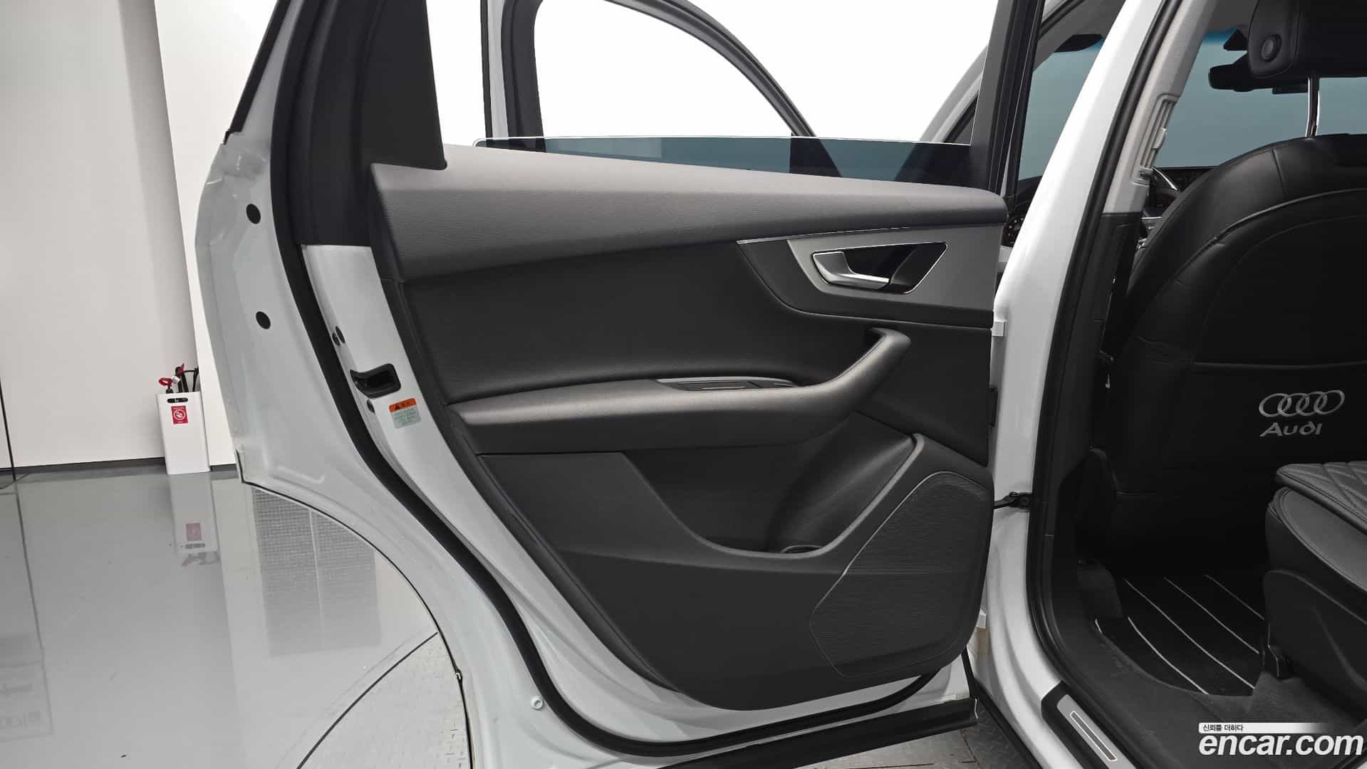 Q7 Audi 2019.10-INNER-035