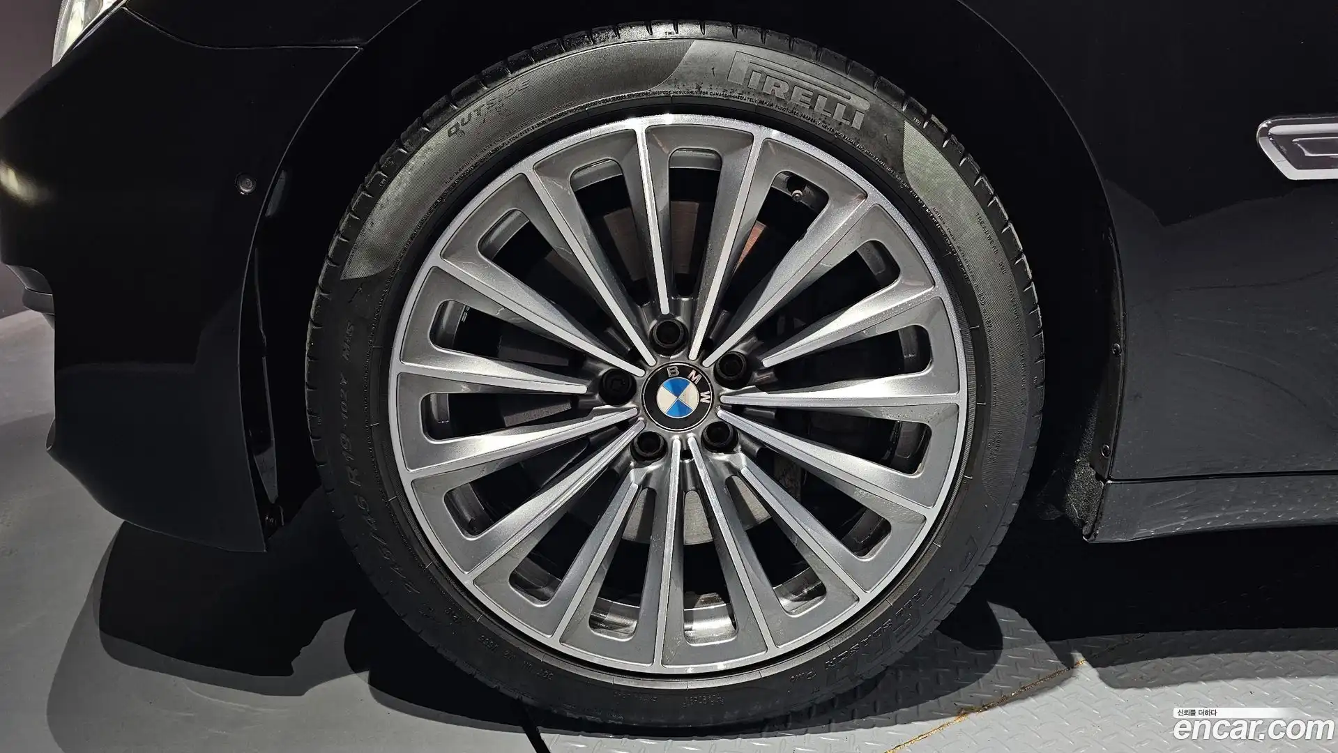 7-Series BMW 2013.11-OUTER-005