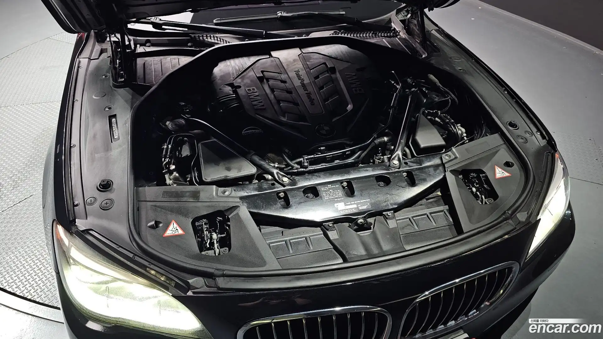 7-Series BMW 2013.11-OUTER-006