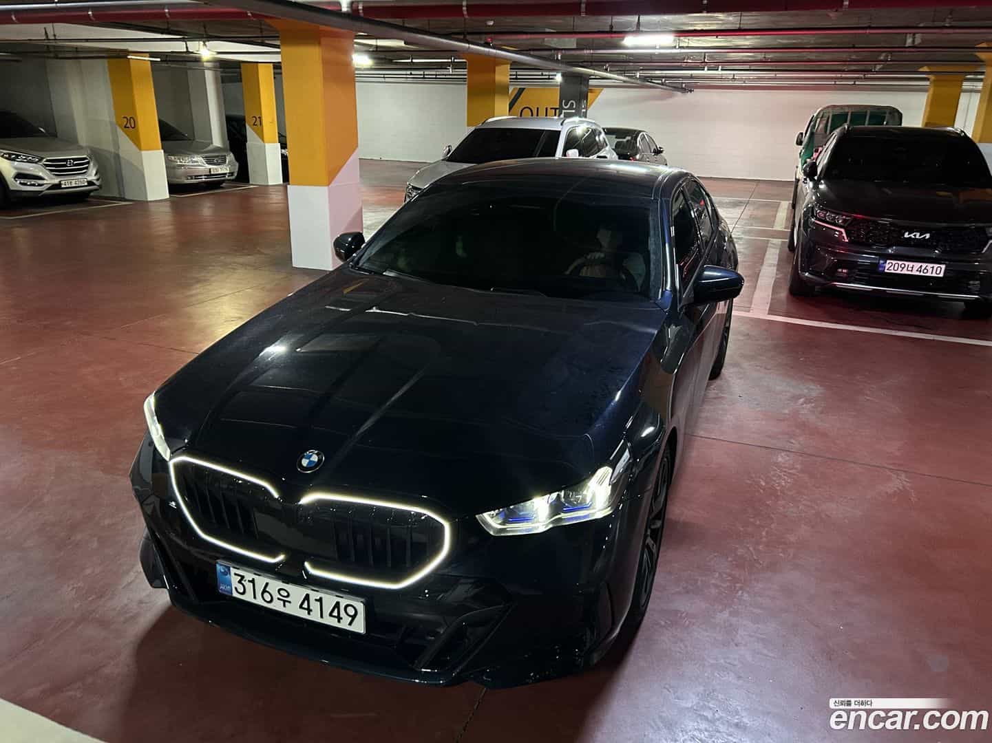 5-Series BMW 2026.0-OUTER-001