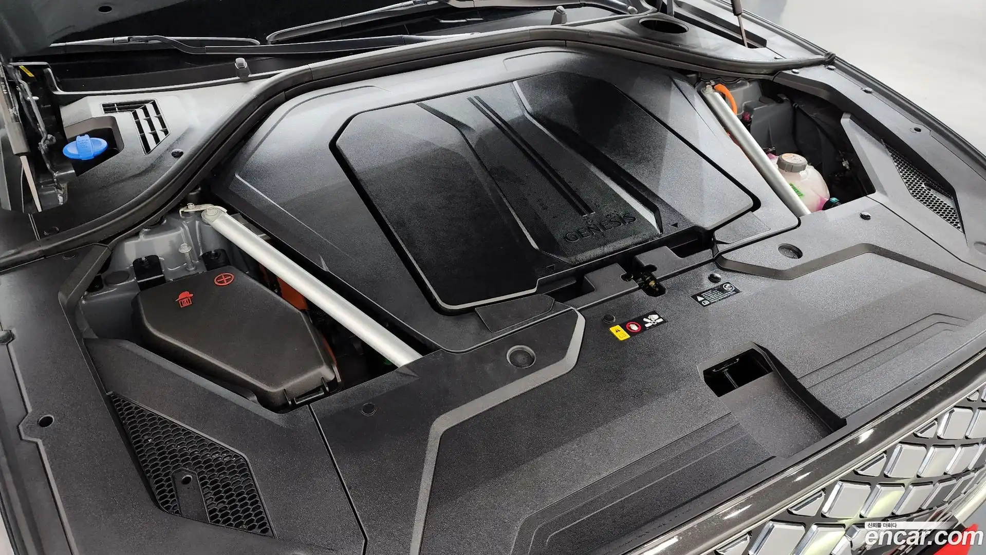GV70 Genesis 2025.11-OUTER-006