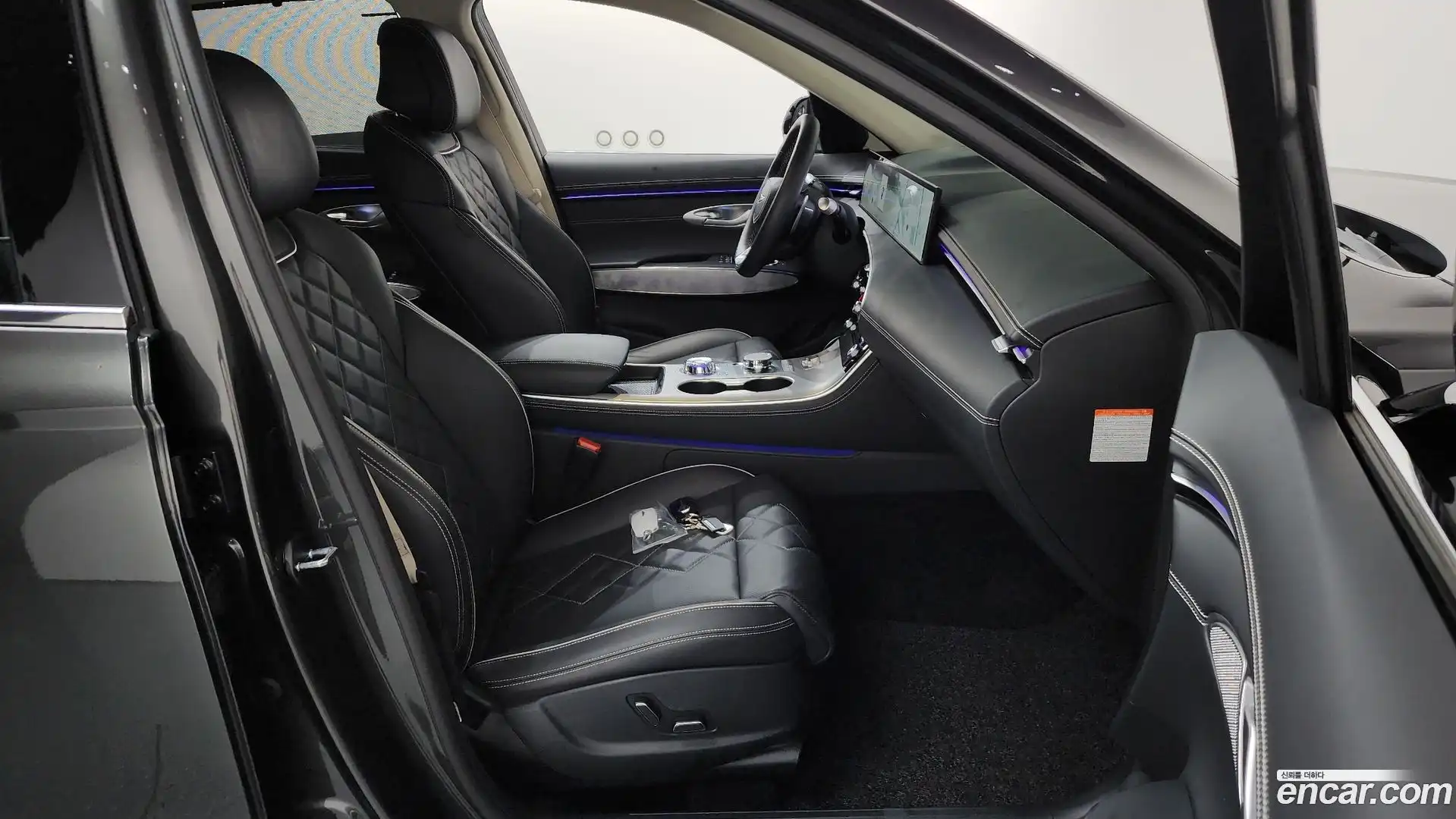 GV70 Genesis 2025.11-INNER-036