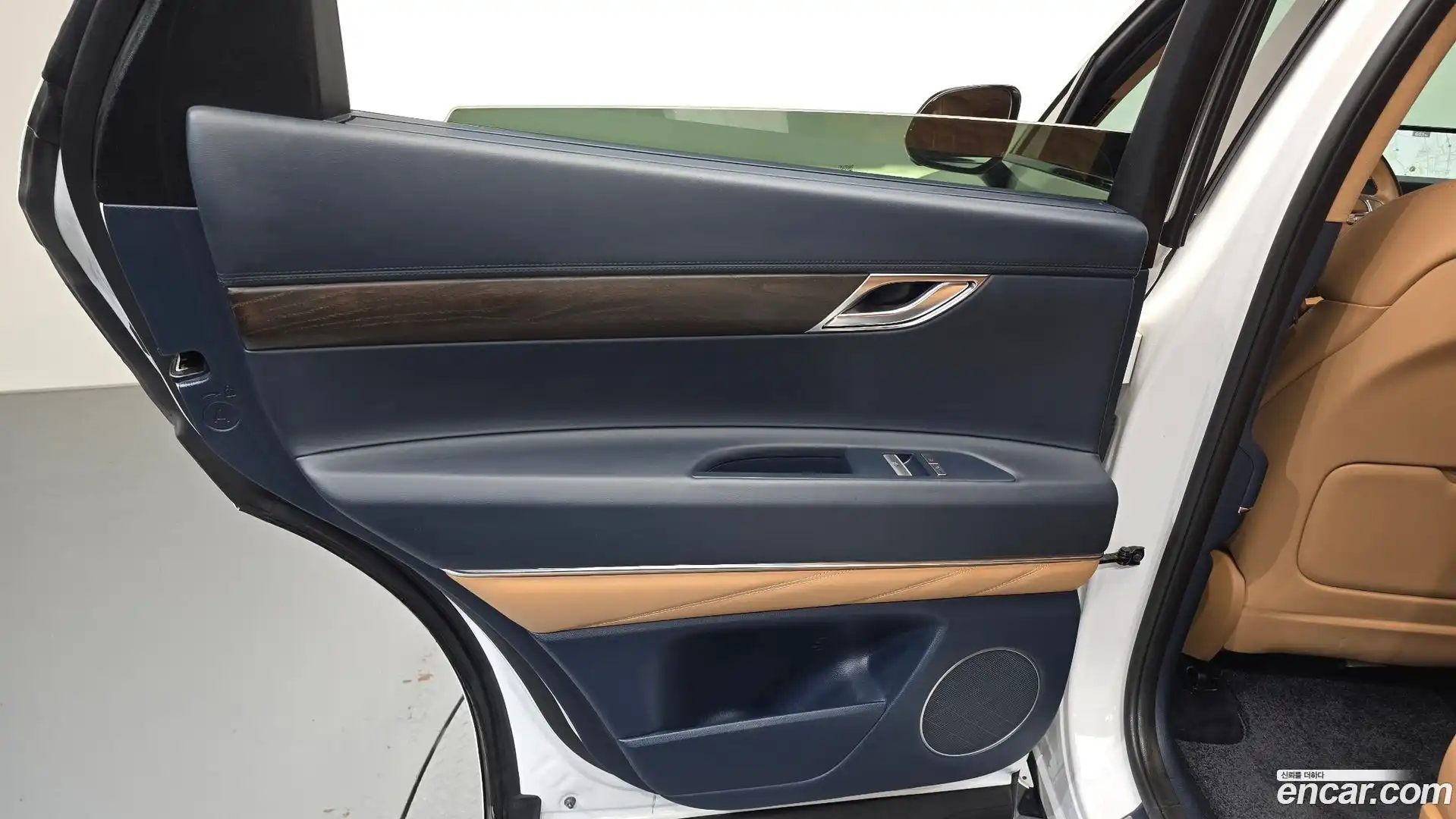 GV80 Genesis 2022.10-INNER-035
