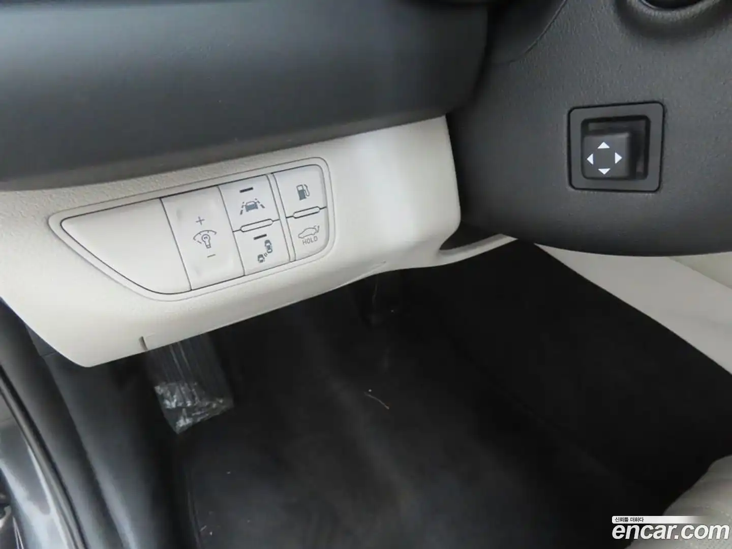 G70 Genesis 2020.2-INNER-010