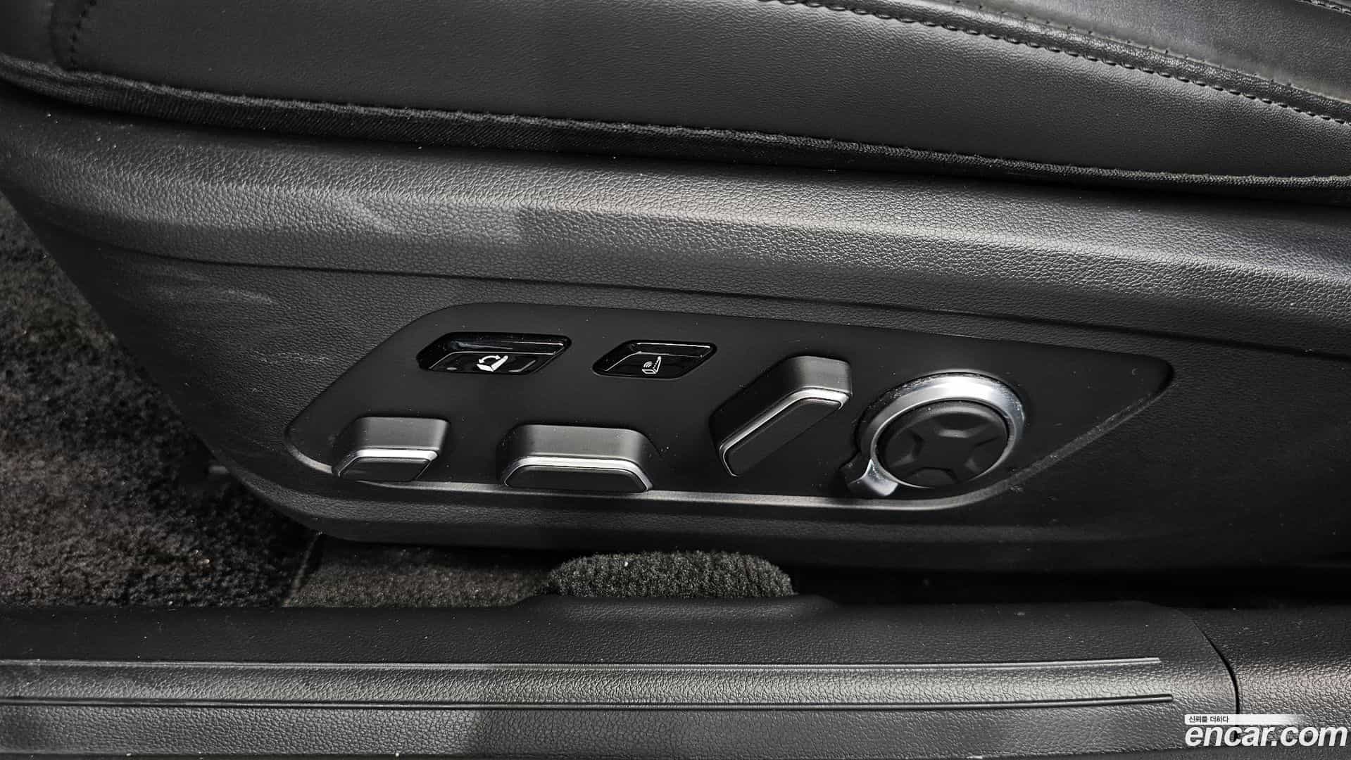 Grandeur Hyundai 2022.11-OPTION-044