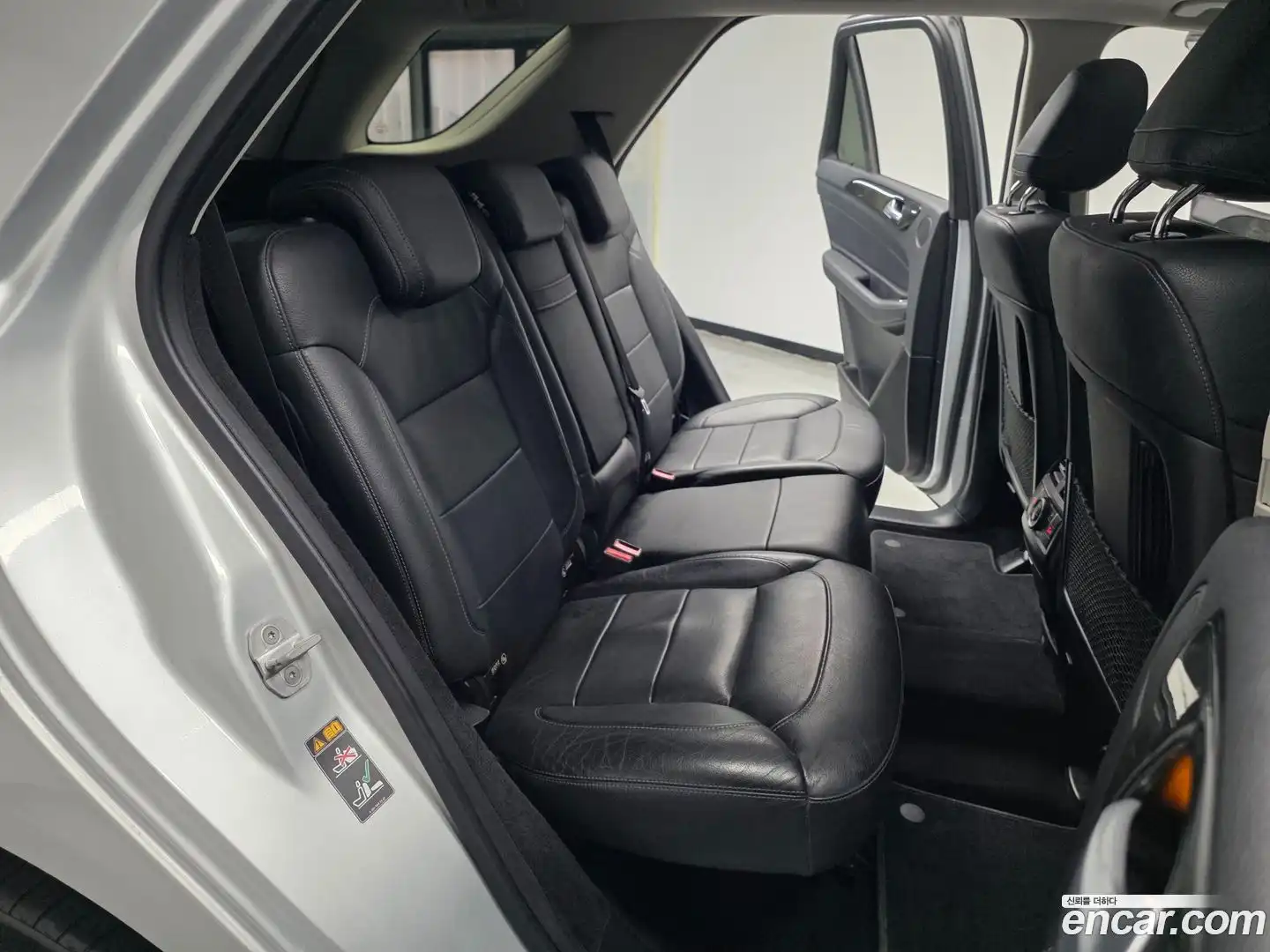 GLE-Class Mercedes-Benz 2017.4-OPTION-016