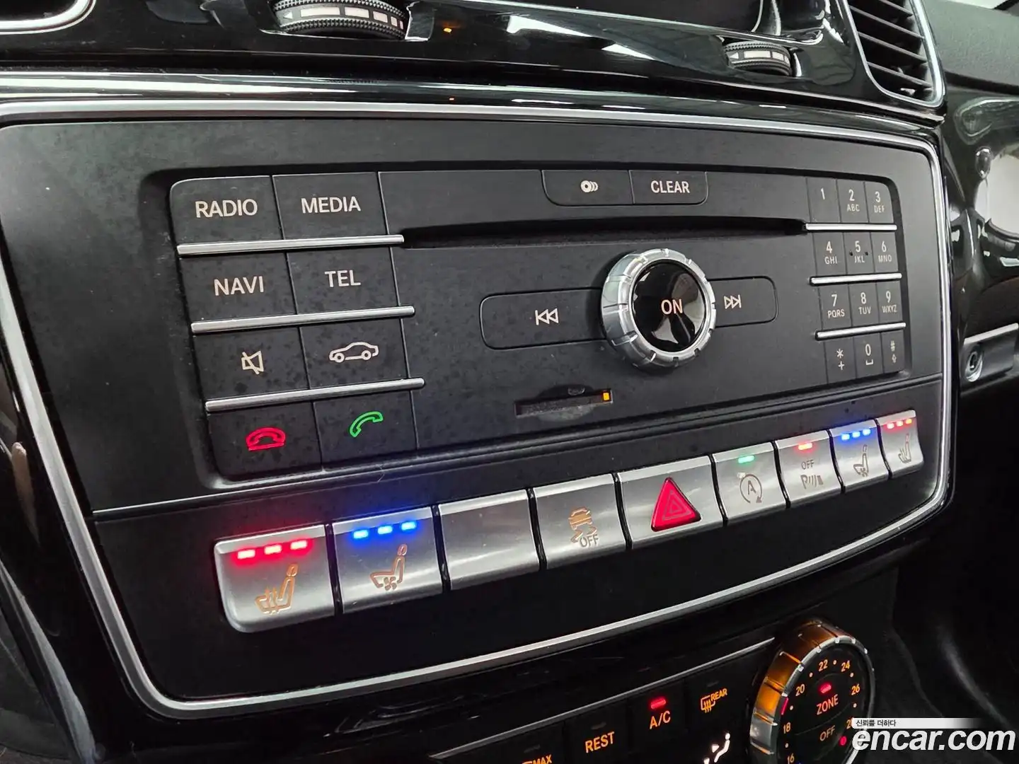 GLE-Class Mercedes-Benz 2017.4-OPTION-022