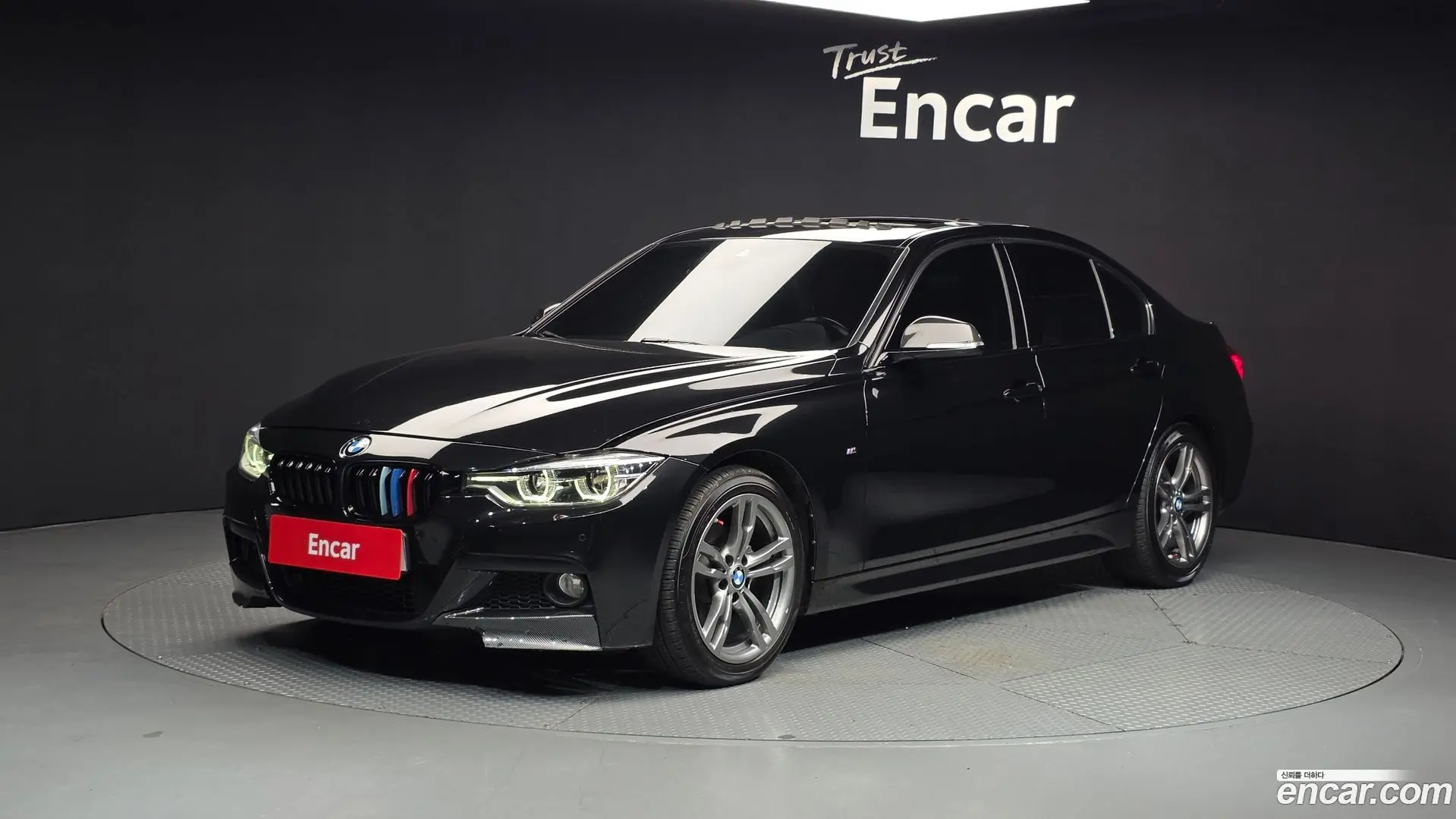Main__Slider__Photo:3-Series BMW 2018.11-0