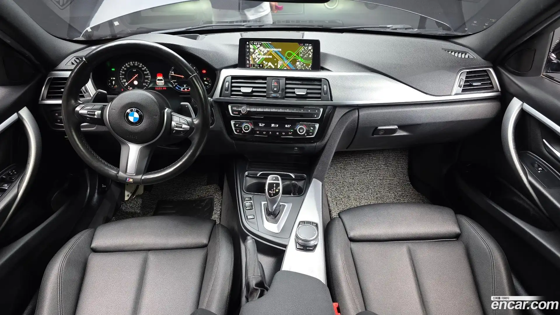3-Series BMW 2018.11-INNER-007