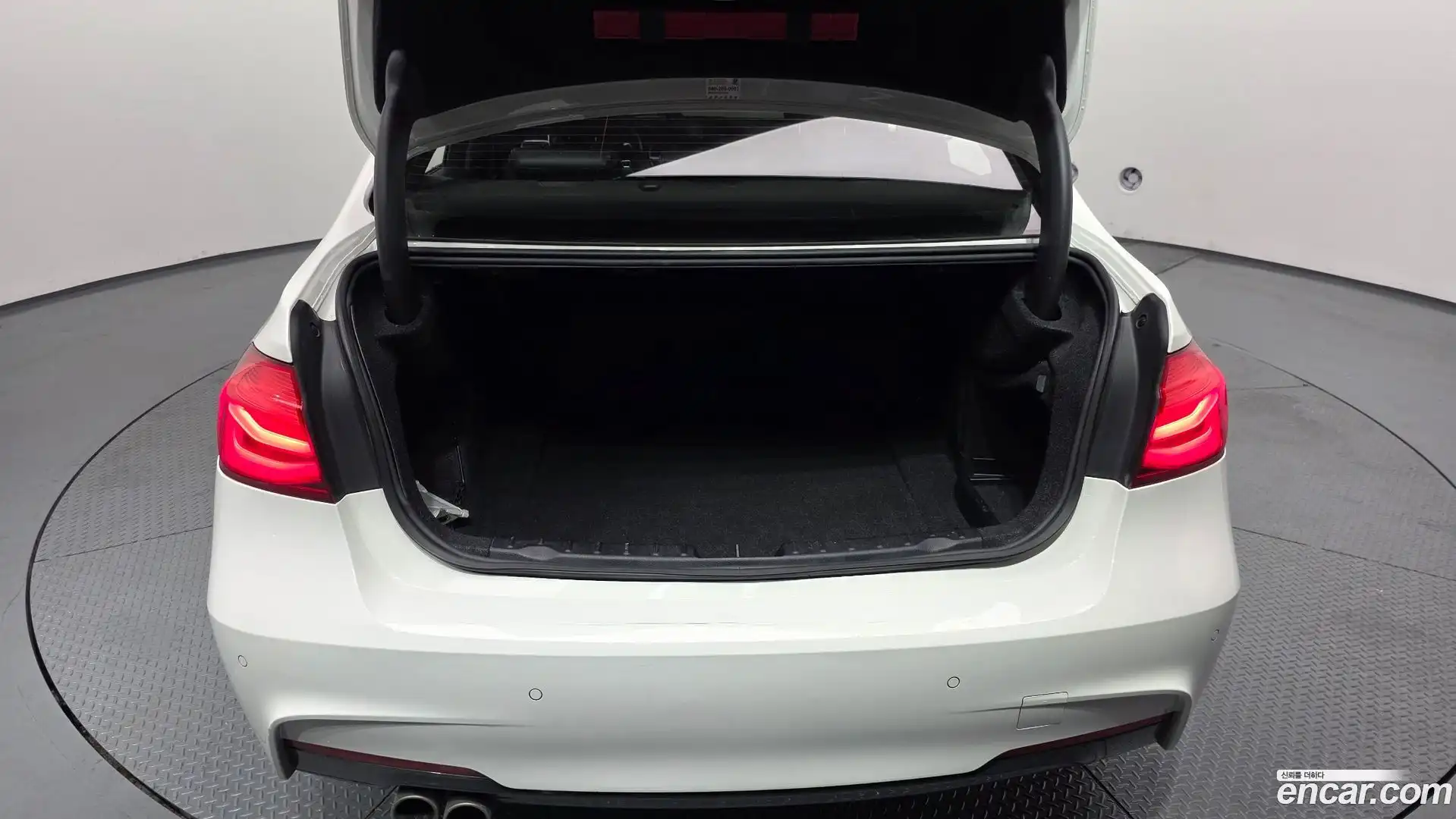 3-Series BMW 2018.11-OPTION-024