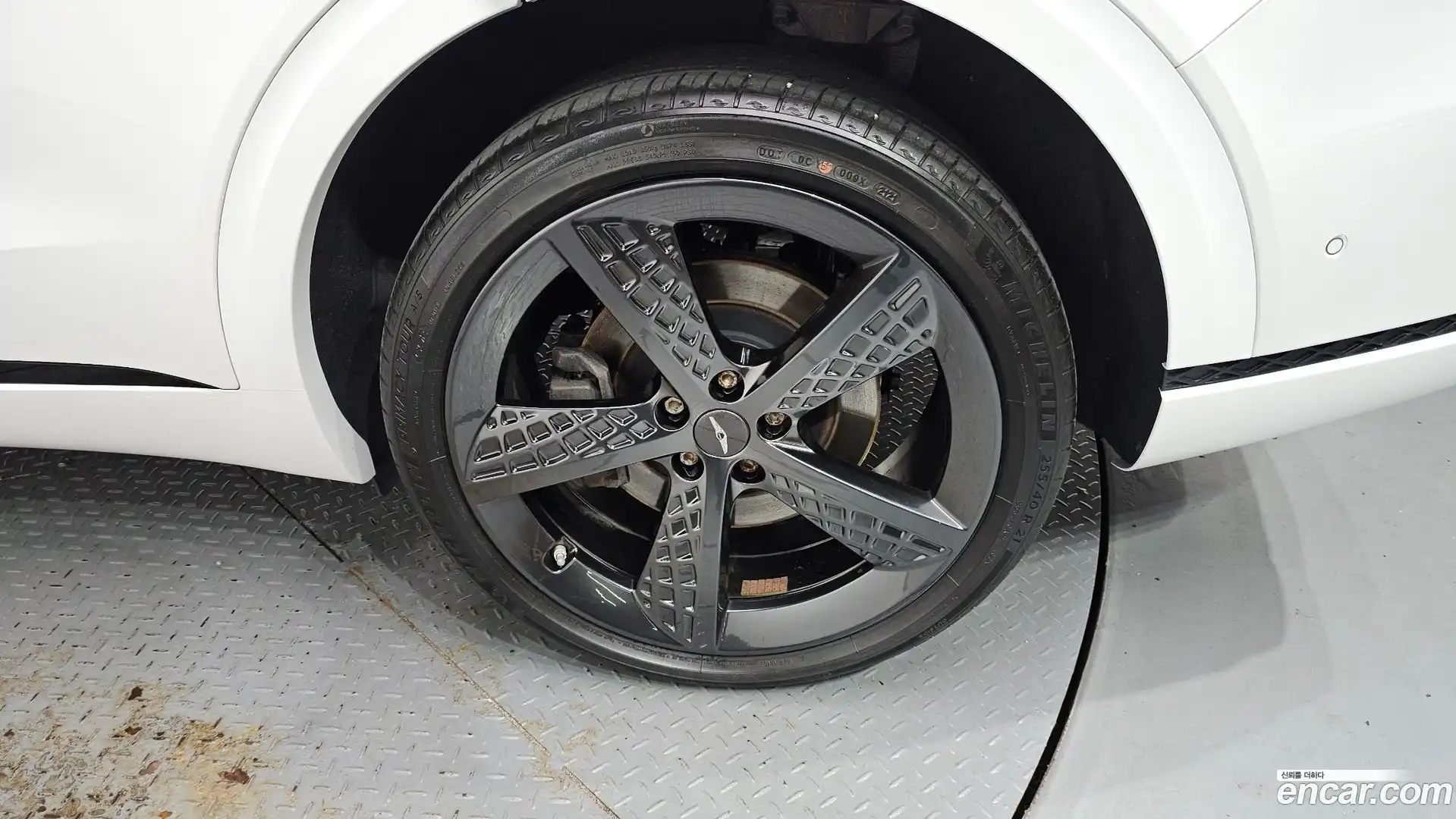 GV70 Genesis 2021.11-OUTER-031