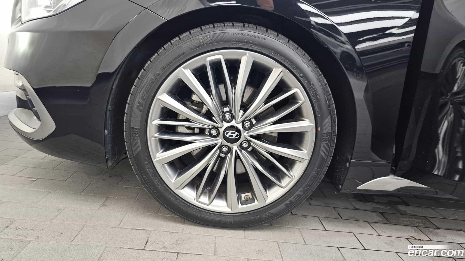 Grandeur Hyundai 2017.9-OUTER-005