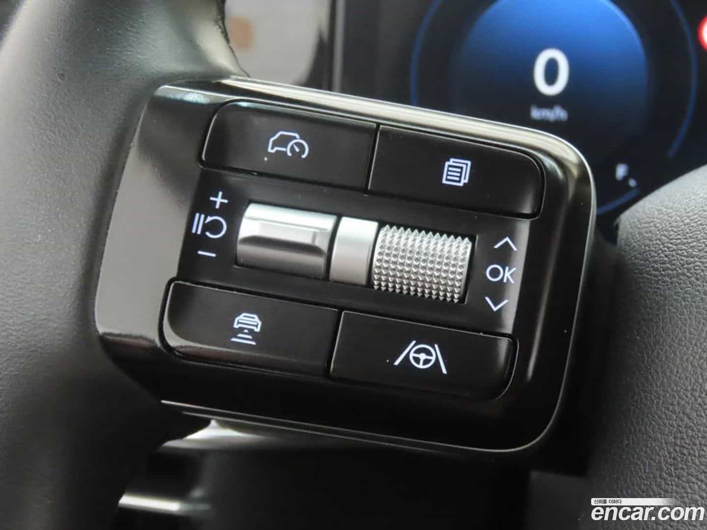 Grandeur Hyundai 2023.10-OPTION-020