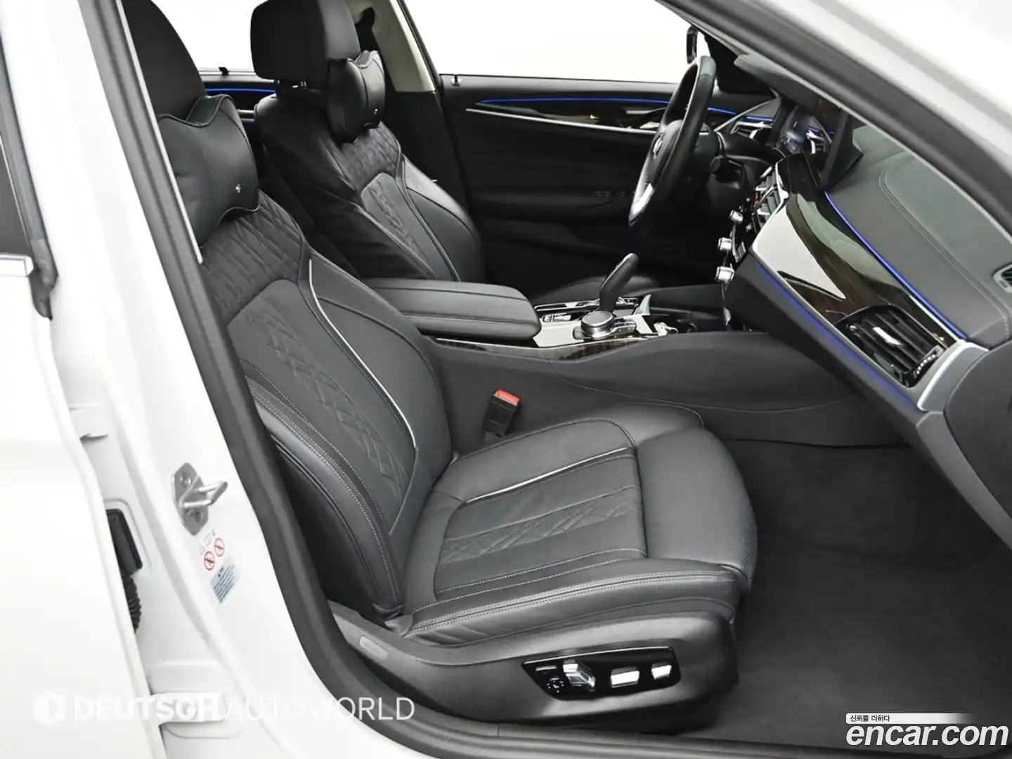 5-Series BMW 2023.1-INNER-010