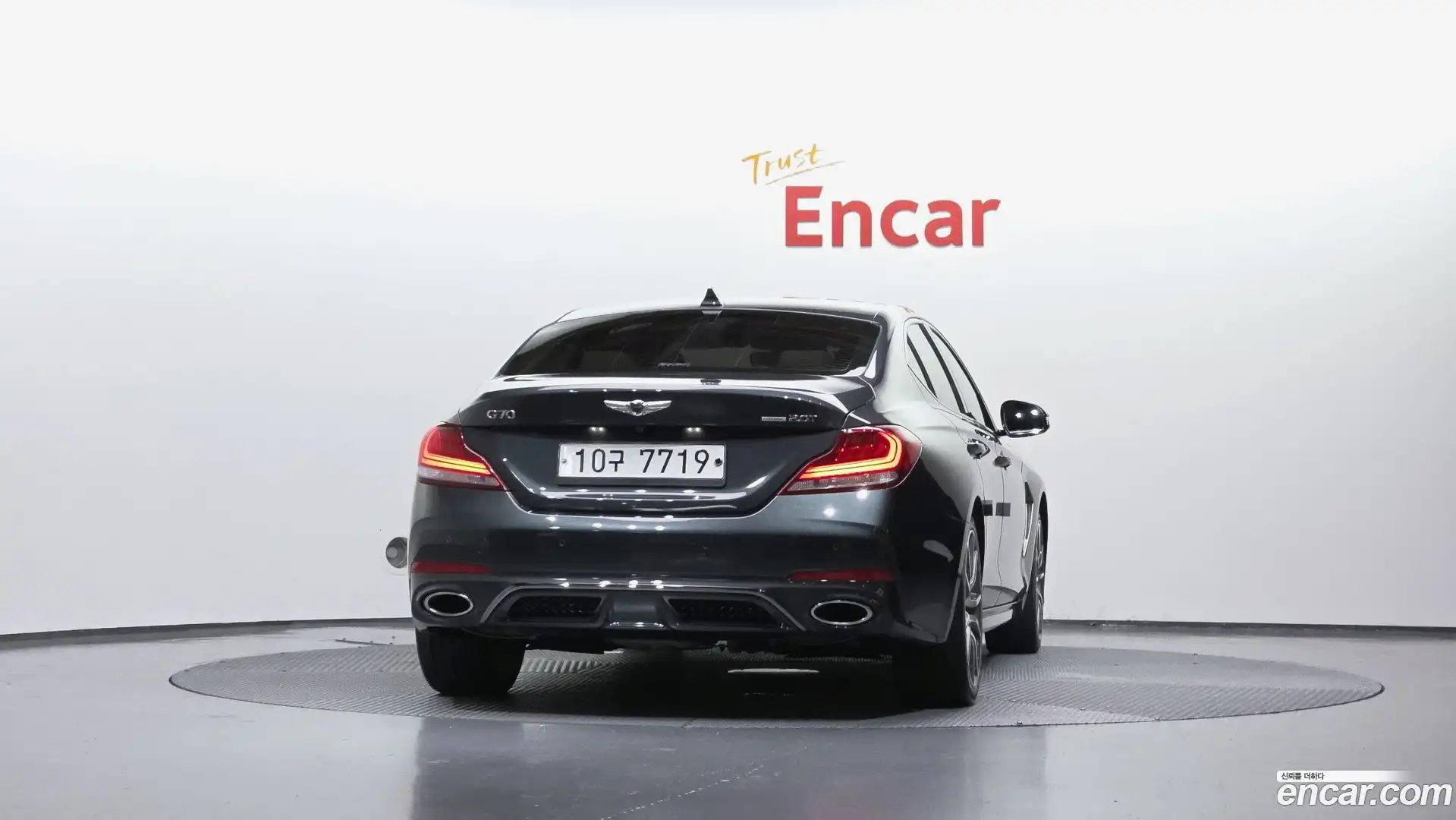 G70 Genesis 2019.0-OUTER-004