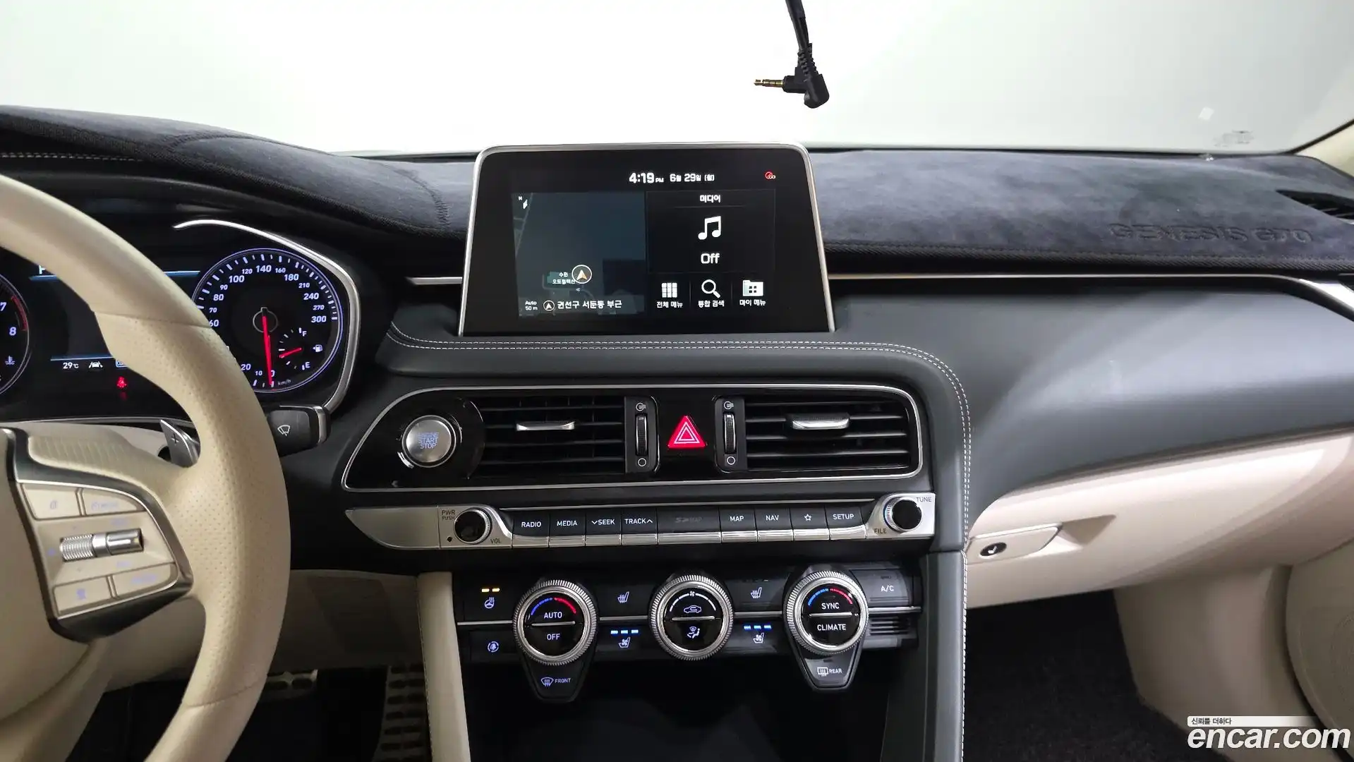 G70 Genesis 2019.0-OPTION-018