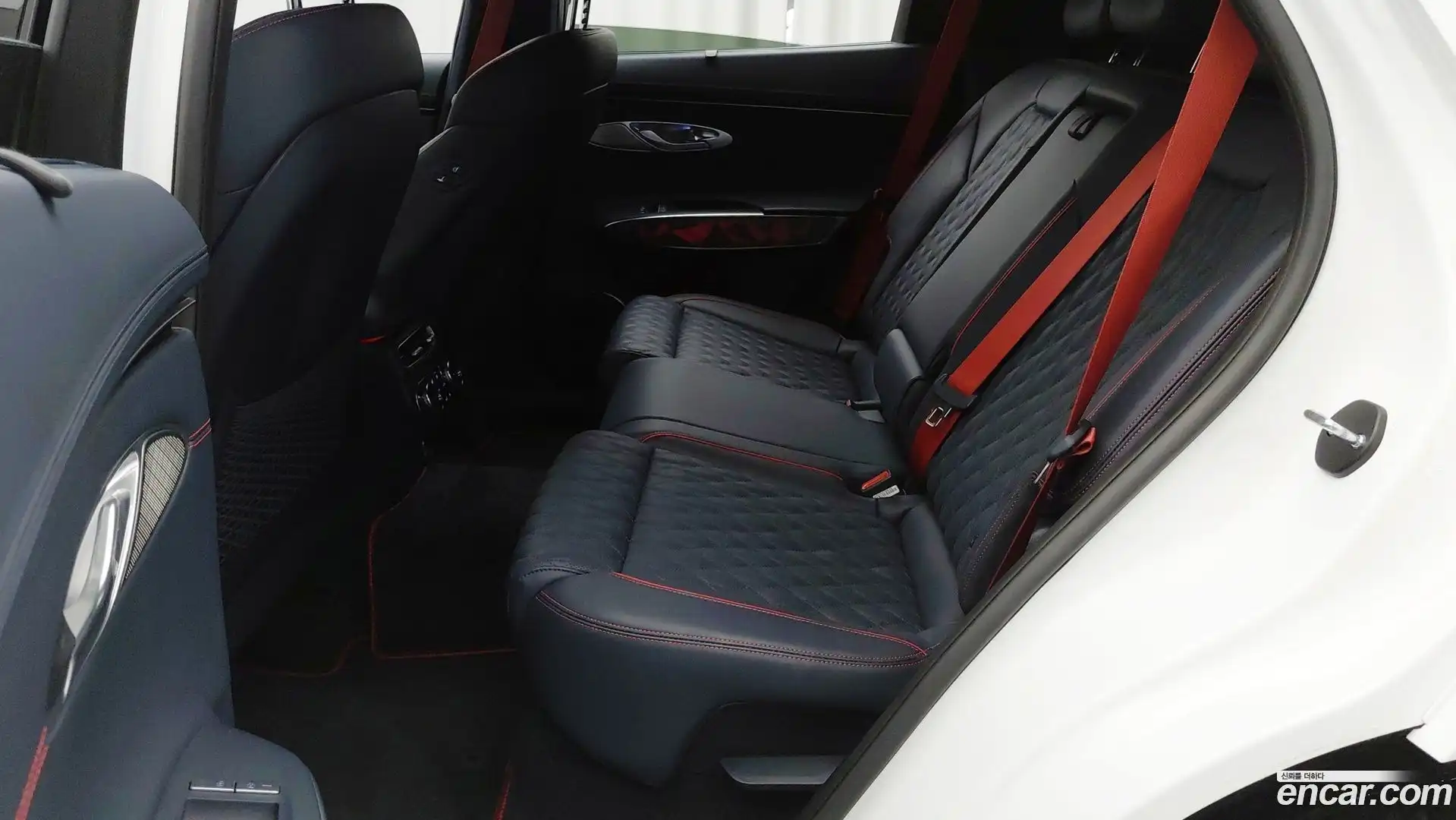 GV70 Genesis 2024.0-INNER-007