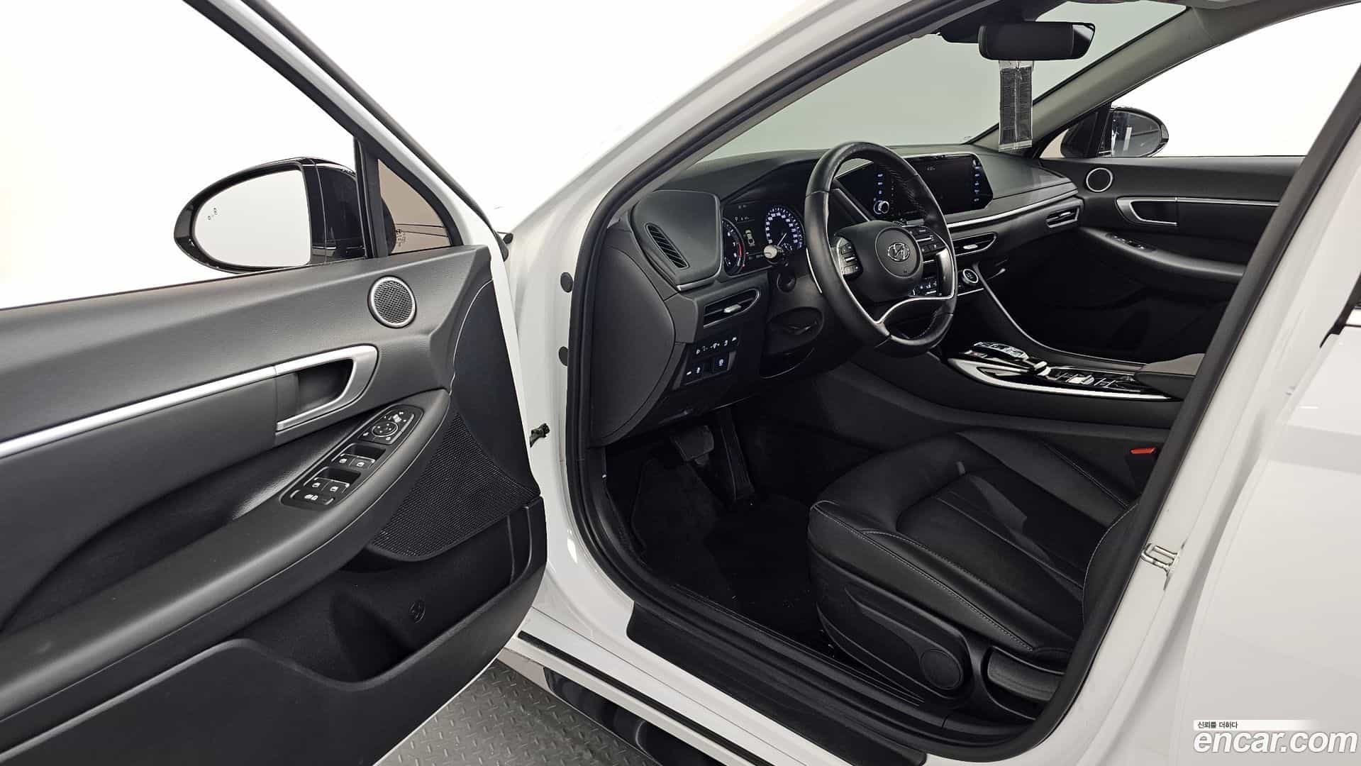 Sonata Hyundai 2022.6-INNER-010