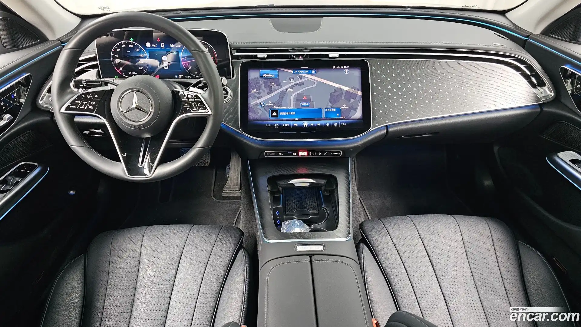 E-Class Mercedes-Benz 2025.6-INNER-007