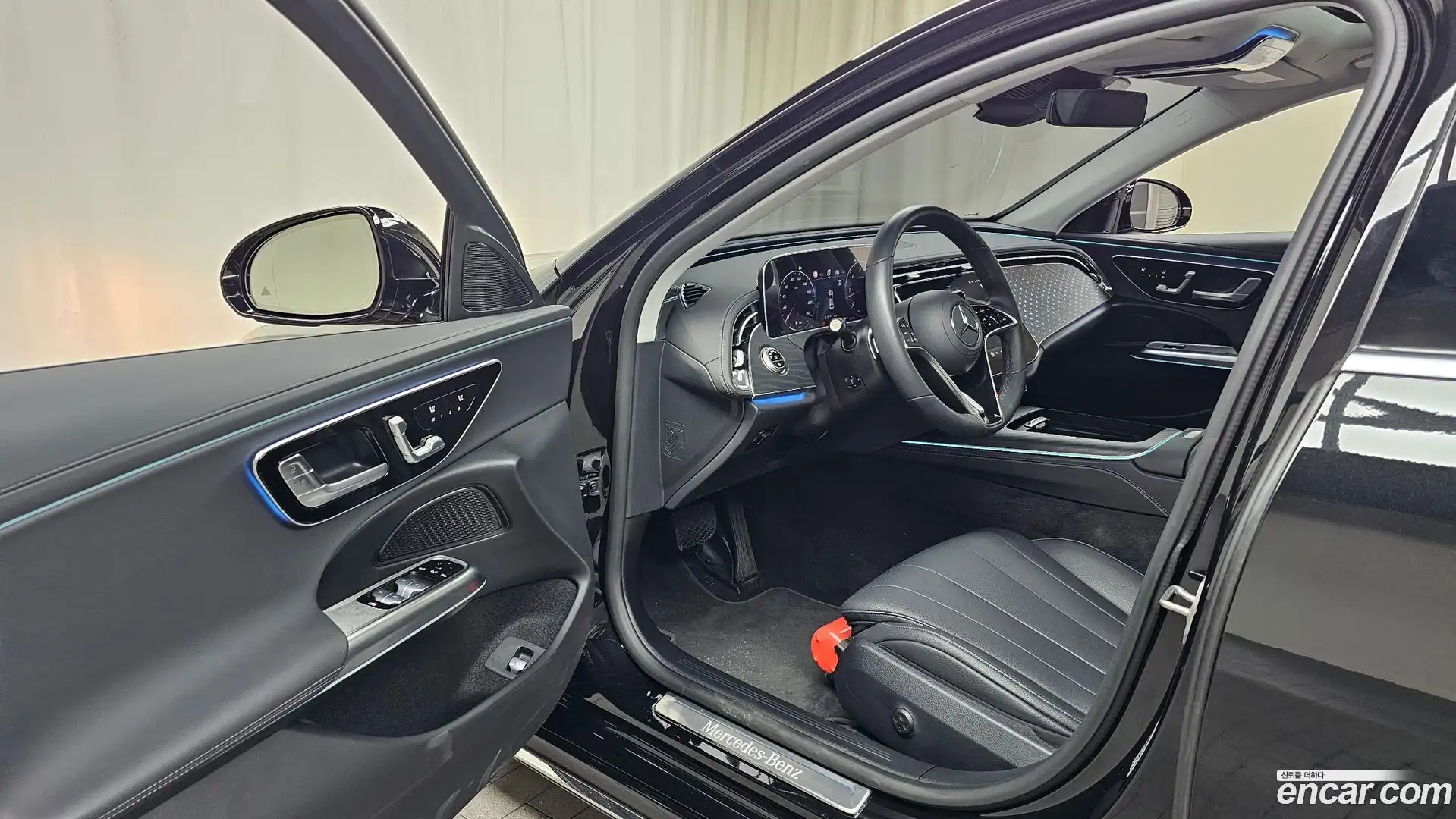 E-Class Mercedes-Benz 2025.6-INNER-010