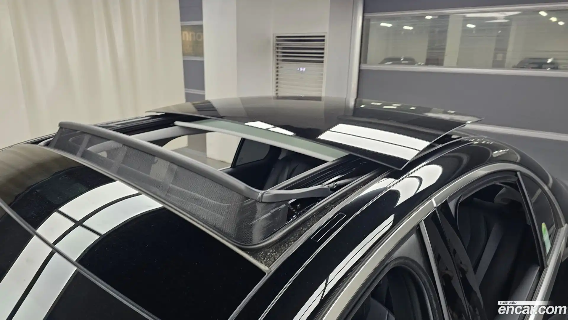 E-Class Mercedes-Benz 2025.6-OPTION-041