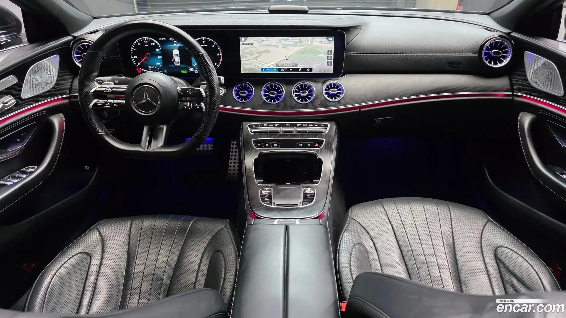 CLS-Class Mercedes-Benz 2022.4-INNER-007