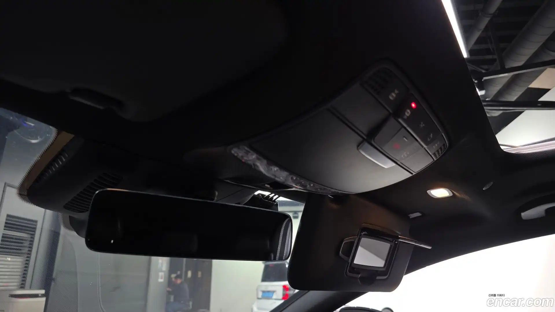CLS-Class Mercedes-Benz 2022.4-OPTION-023