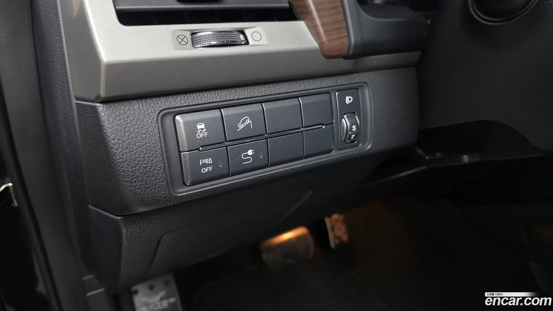 Rexton KG Mobility 2018.3-OPTION-023