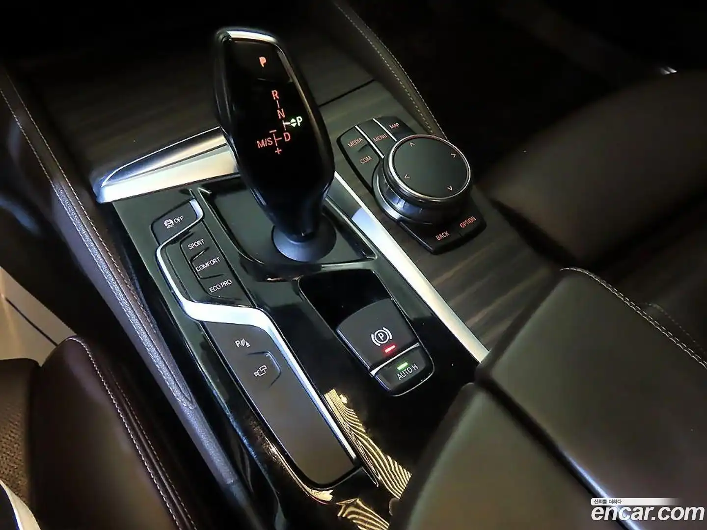 5-Series BMW 2017.6-OPTION-016