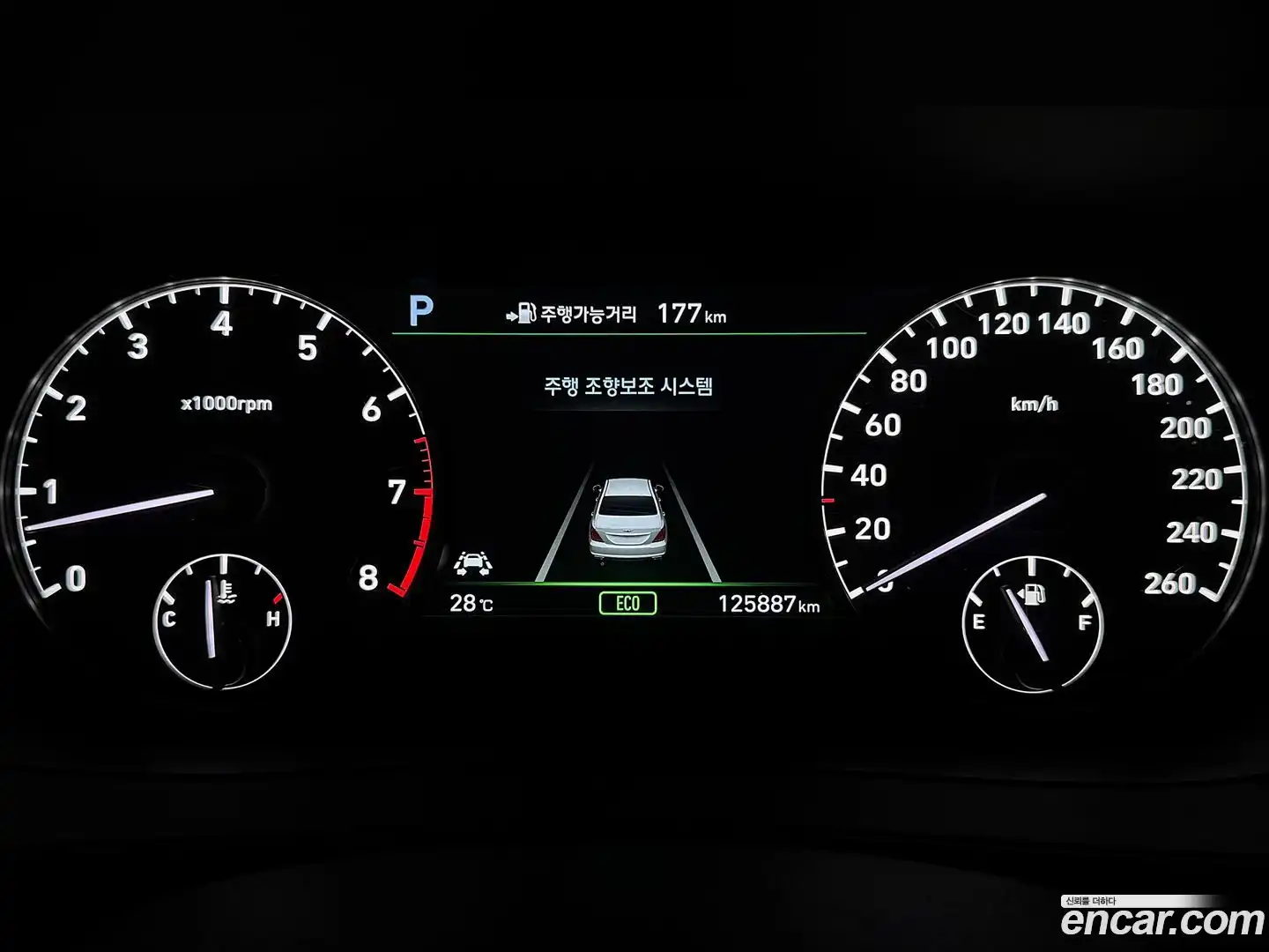 EQ900 Genesis 2016.8-OPTION-015