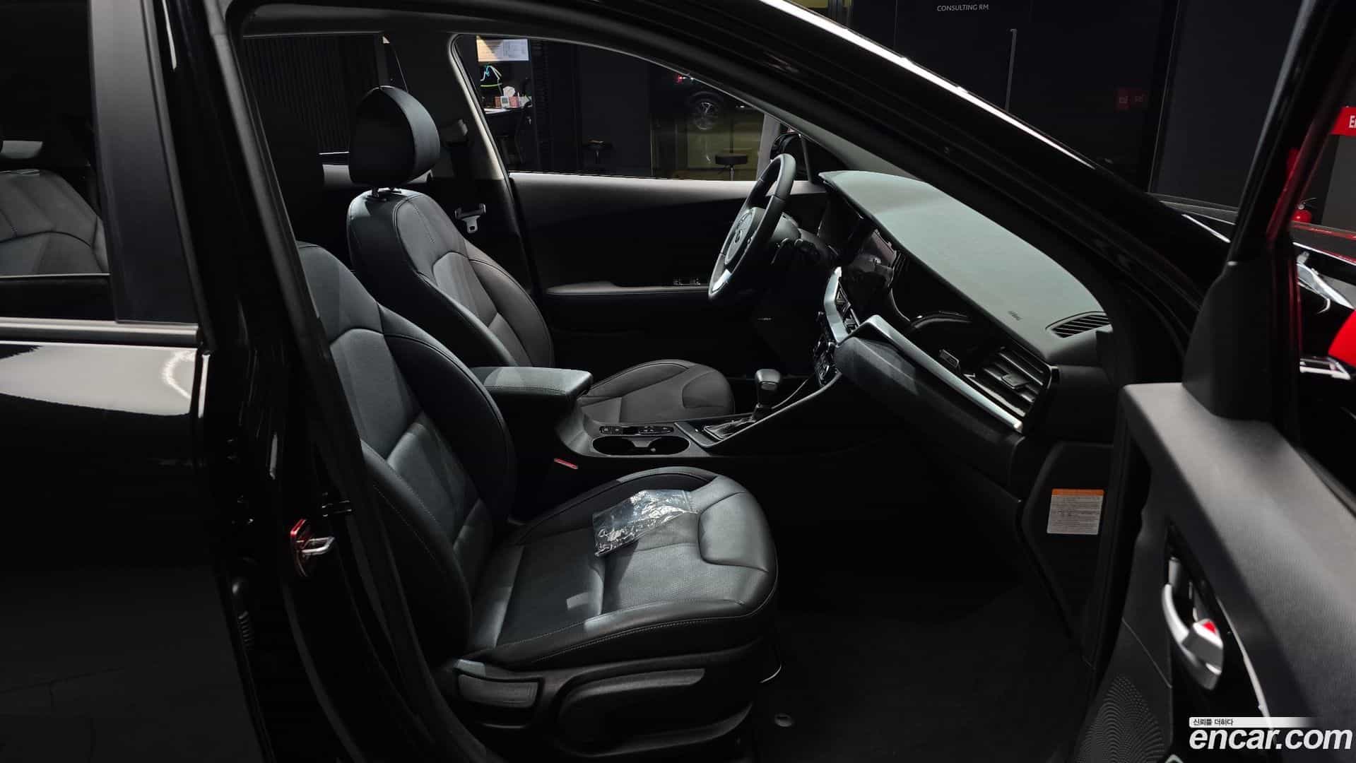 Niro Kia 2019.4-INNER-036