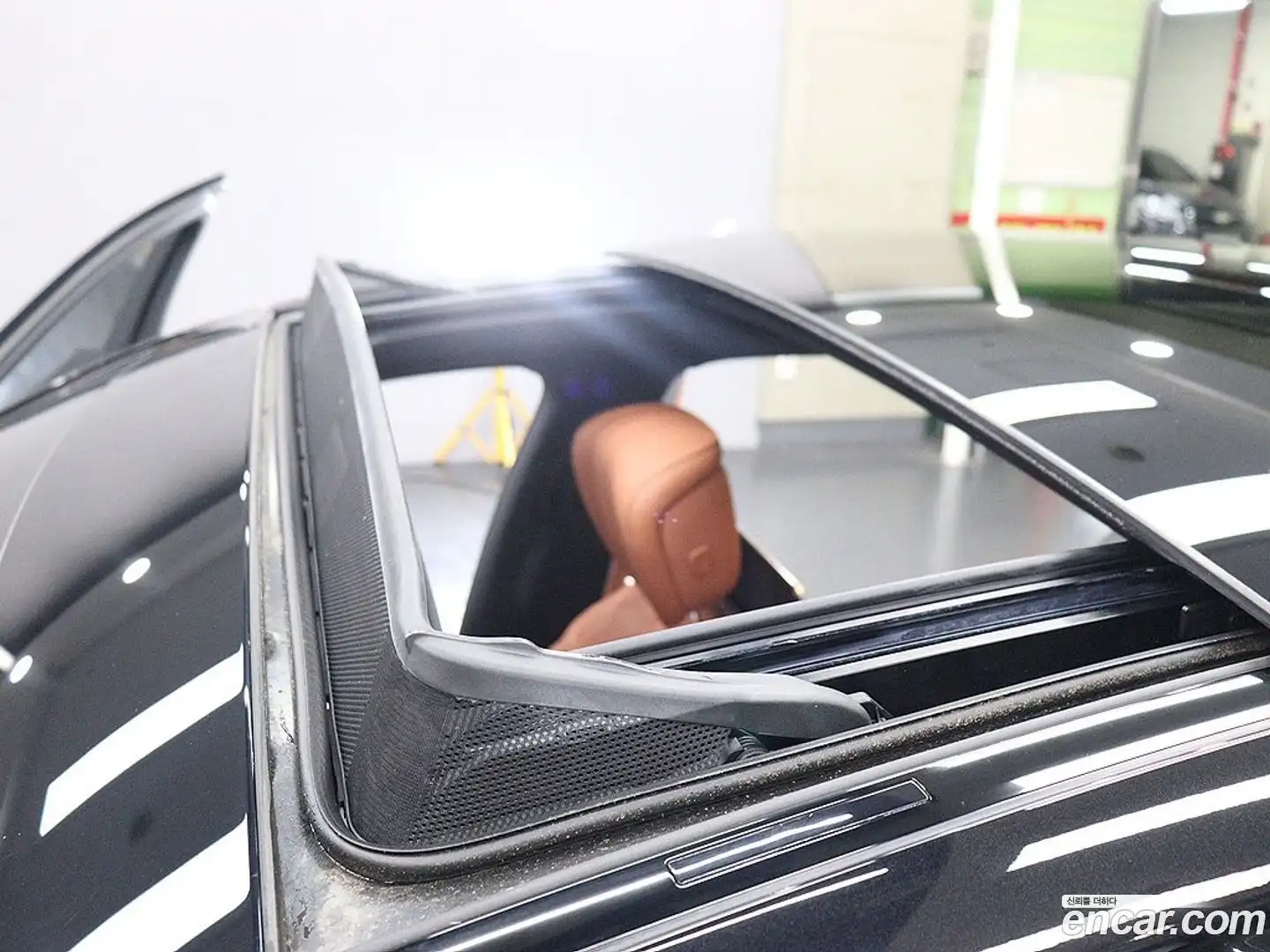 S-Class Mercedes-Benz 2023.2-OPTION-015