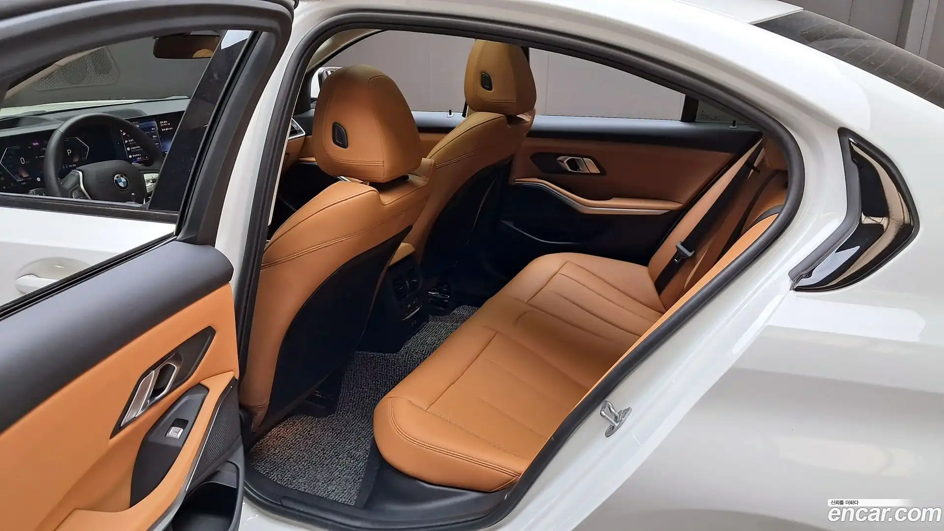 3-Series BMW 2023.9-OPTION-015