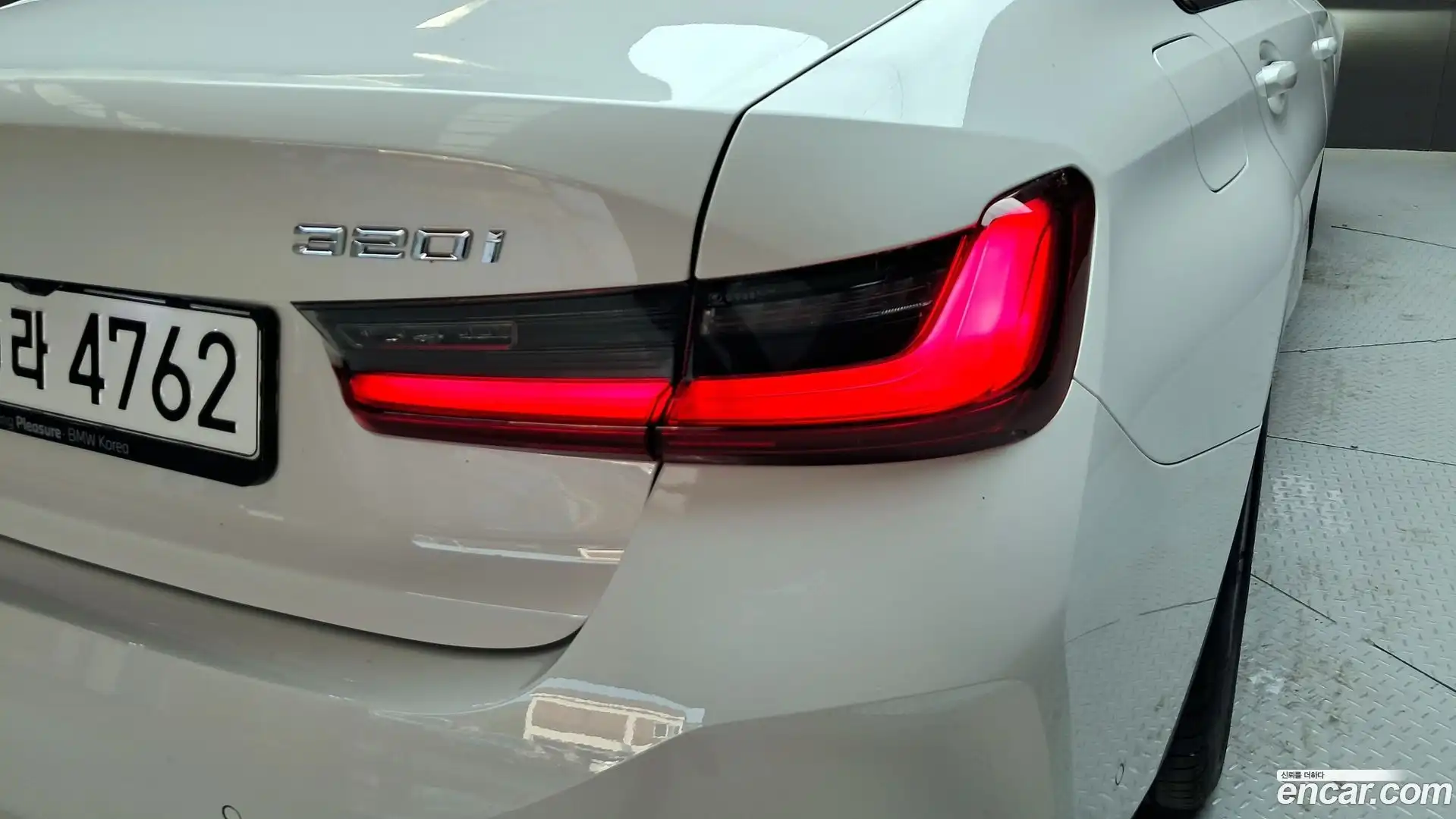 3-Series BMW 2023.9-OUTER-033