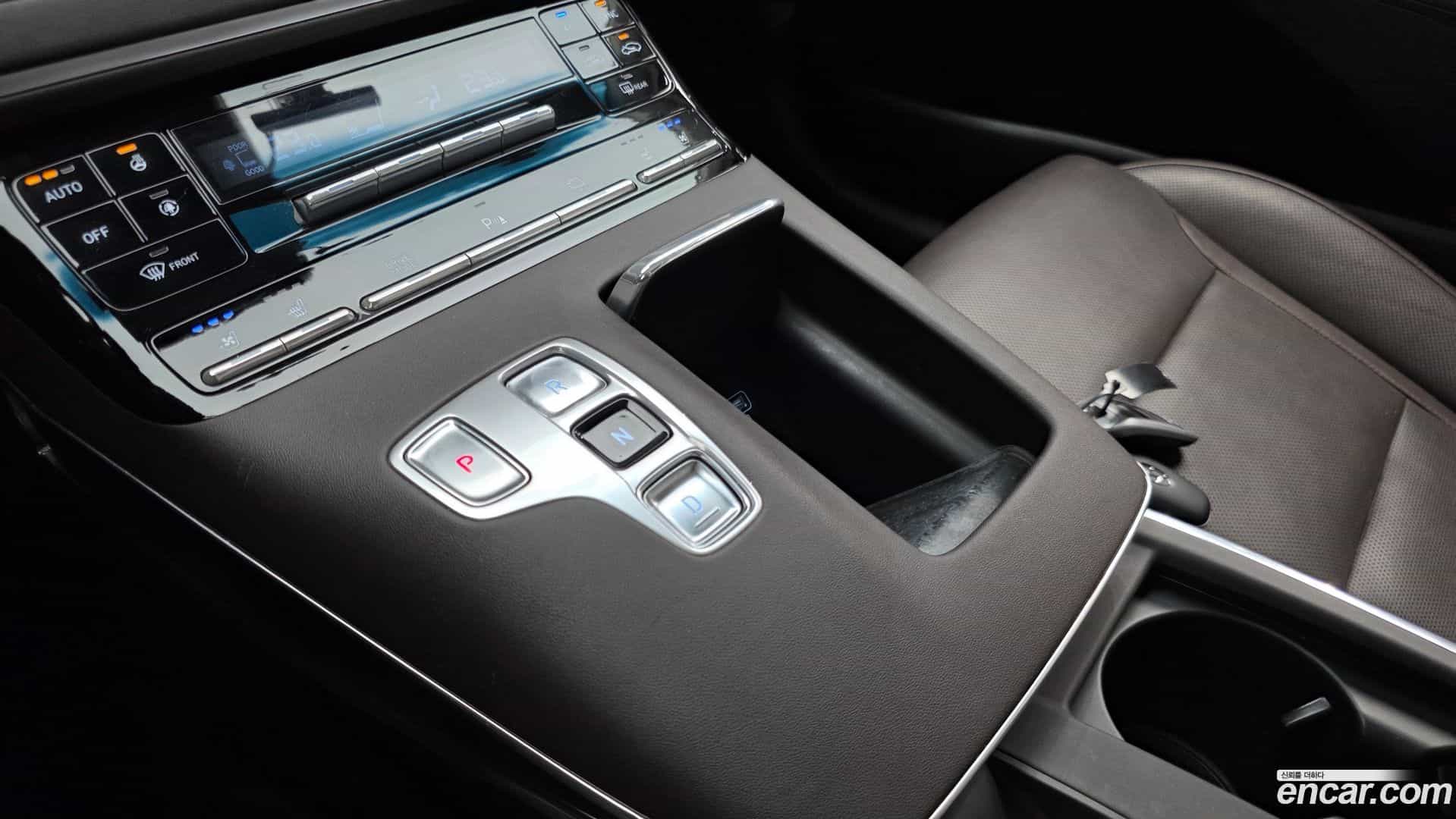 Grandeur Hyundai 2020.6-INNER-009