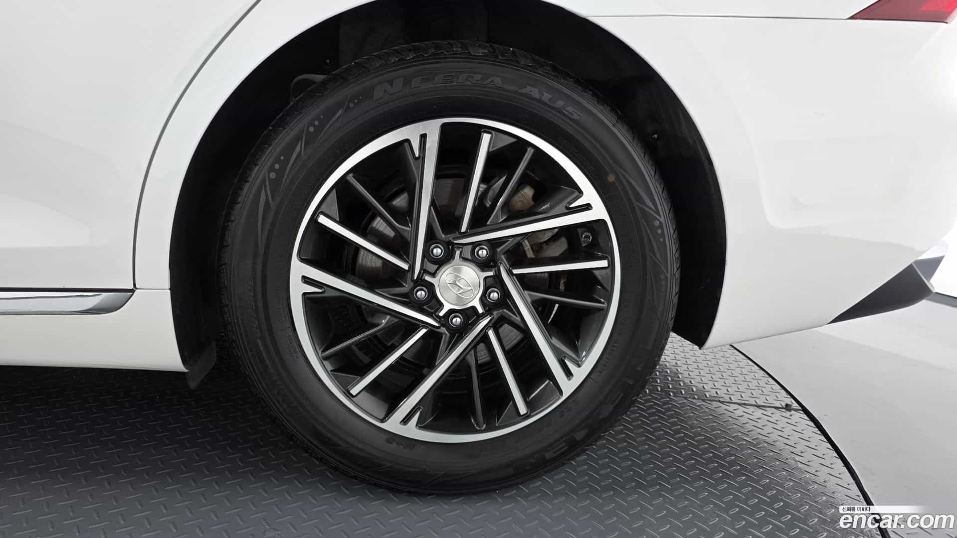 Grandeur Hyundai 2020.6-OUTER-031