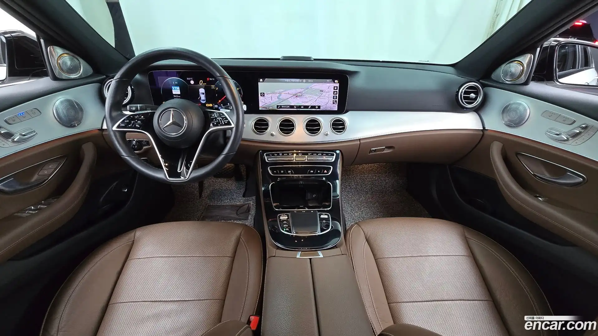E-Class Mercedes-Benz 2020.11-INNER-007