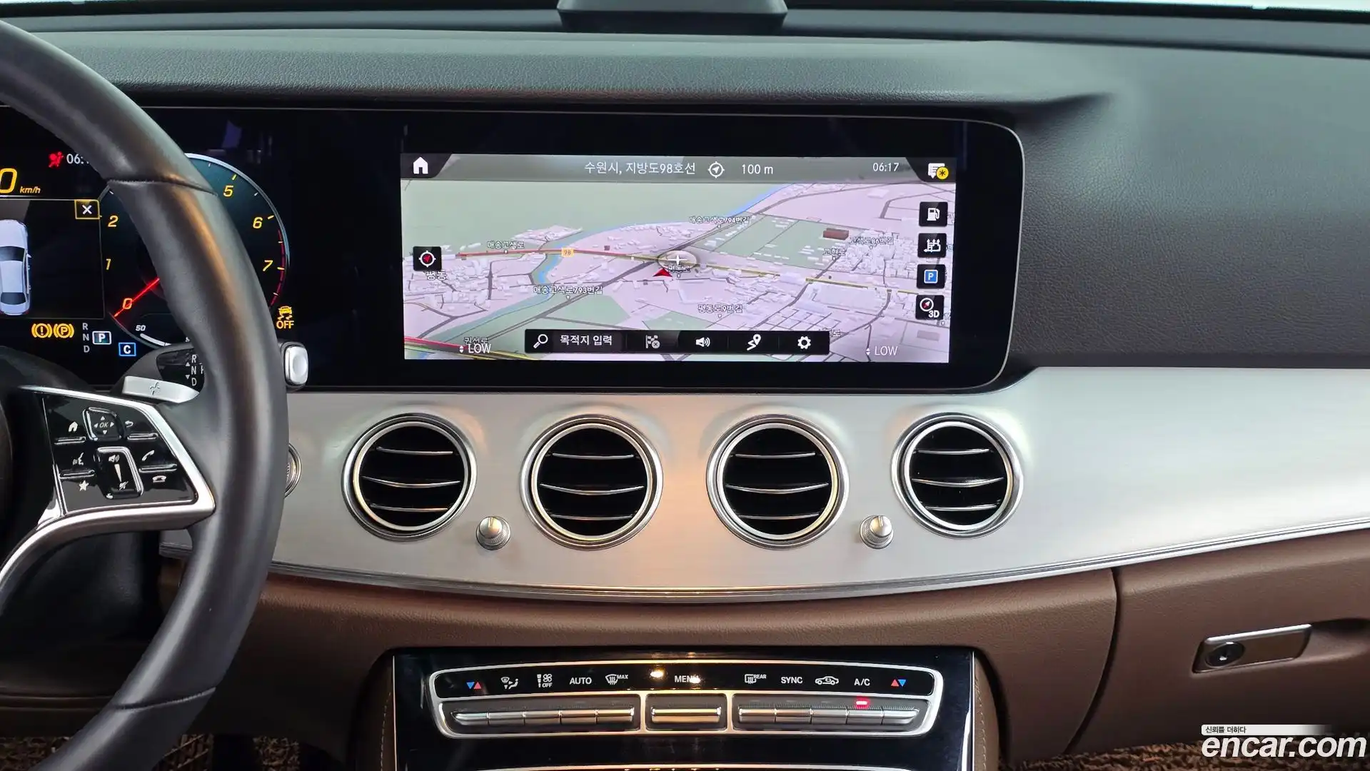E-Class Mercedes-Benz 2020.11-OPTION-016