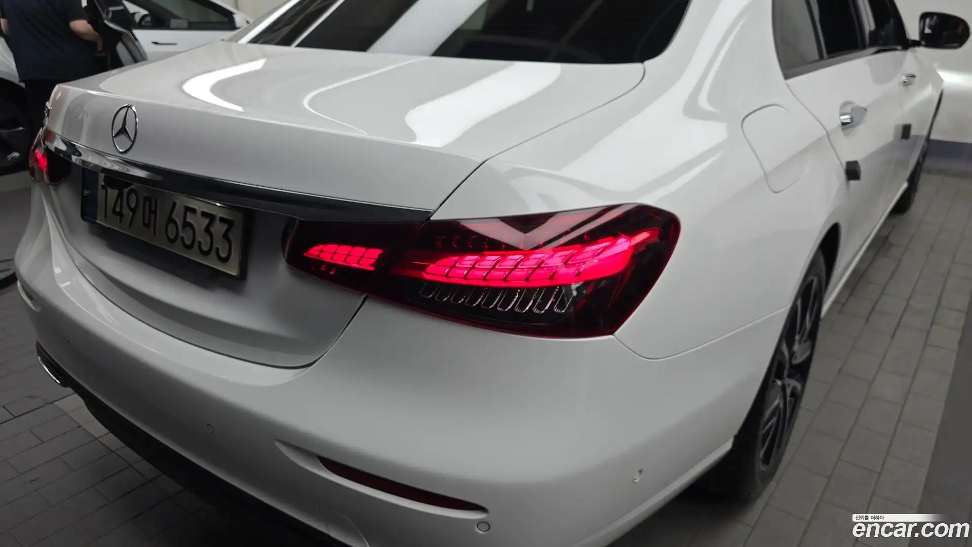 E-Class Mercedes-Benz 2020.11-OUTER-033
