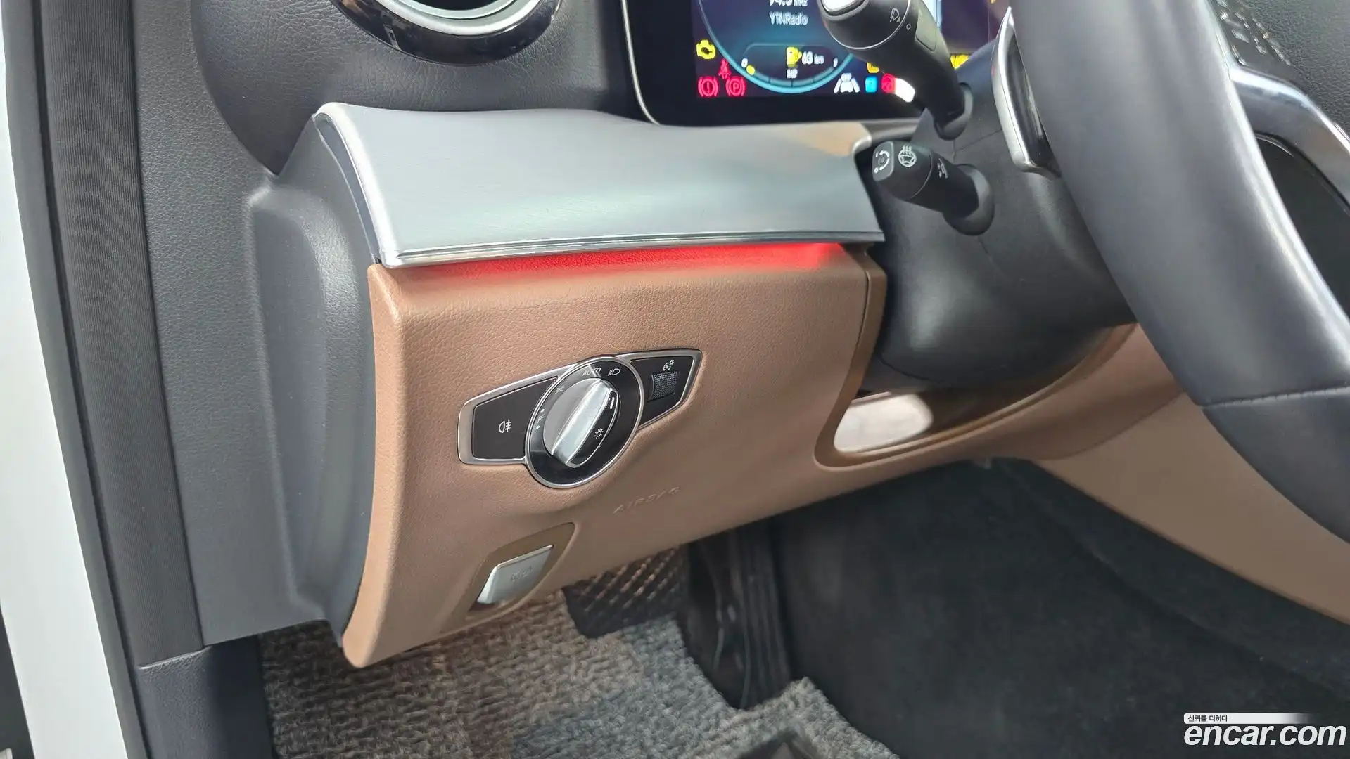 E-Class Mercedes-Benz 2020.11-OPTION-040